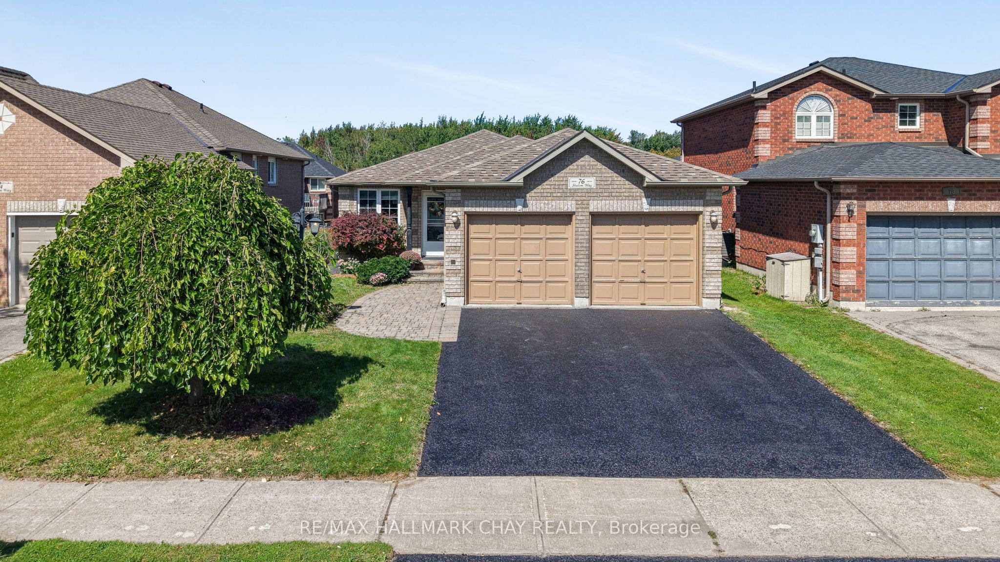76 Shalom Way, Barrie, ON L4N 5Y3