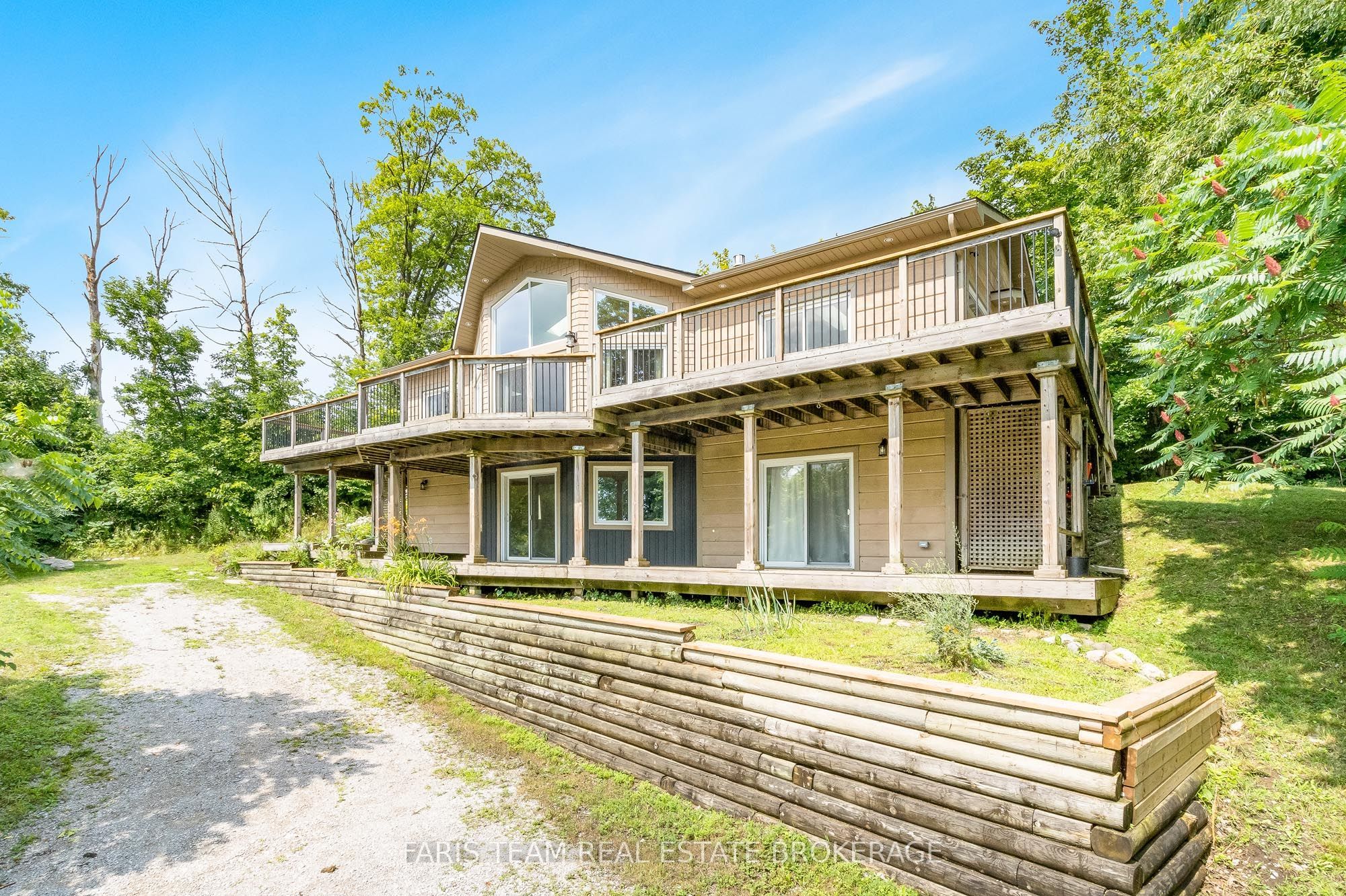1858 Woods Bay Road, Severn, ON L3V 0V7 photo 3