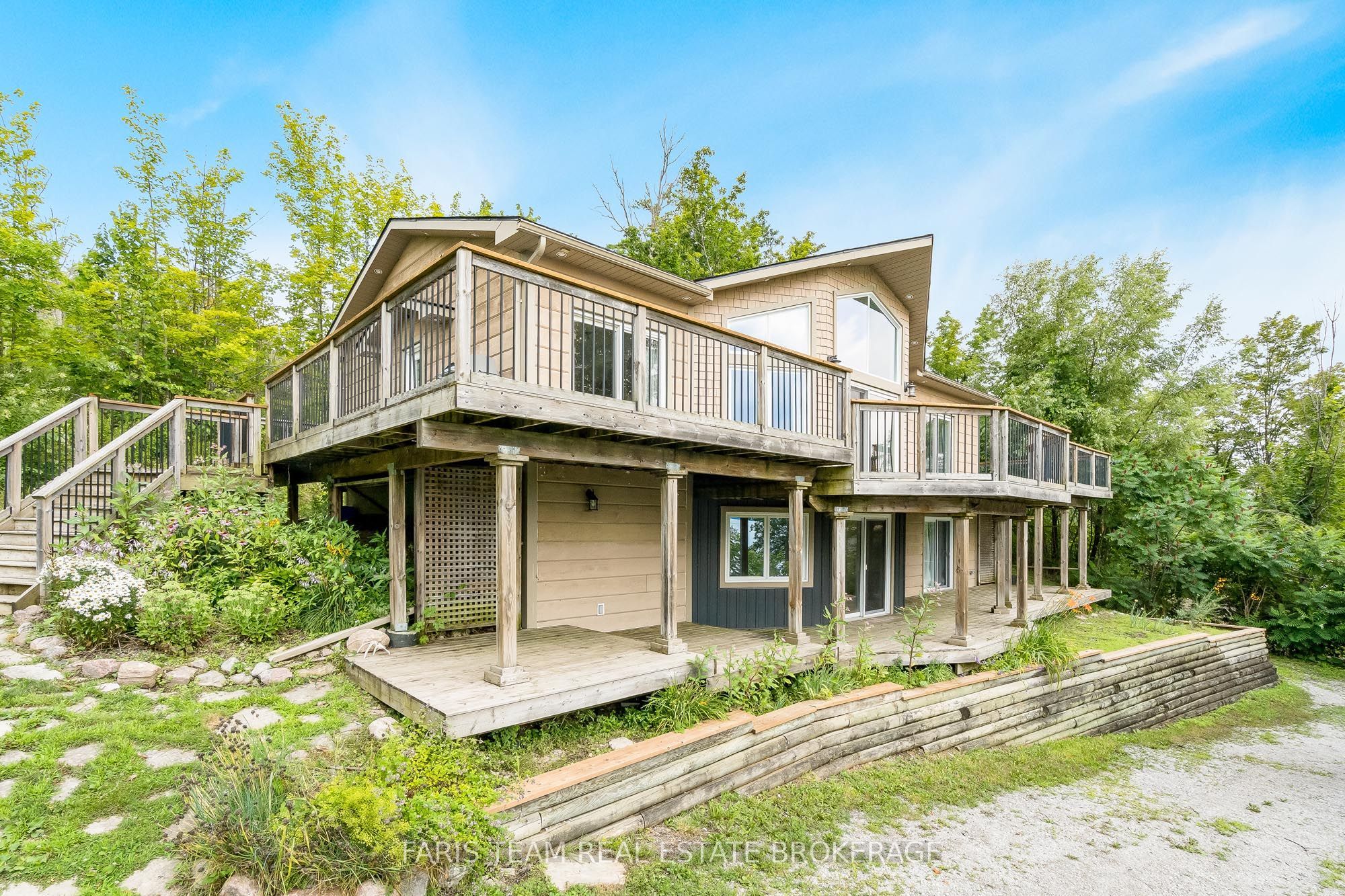 1858 Woods Bay Road, Severn, ON L3V 0V7 photo 4