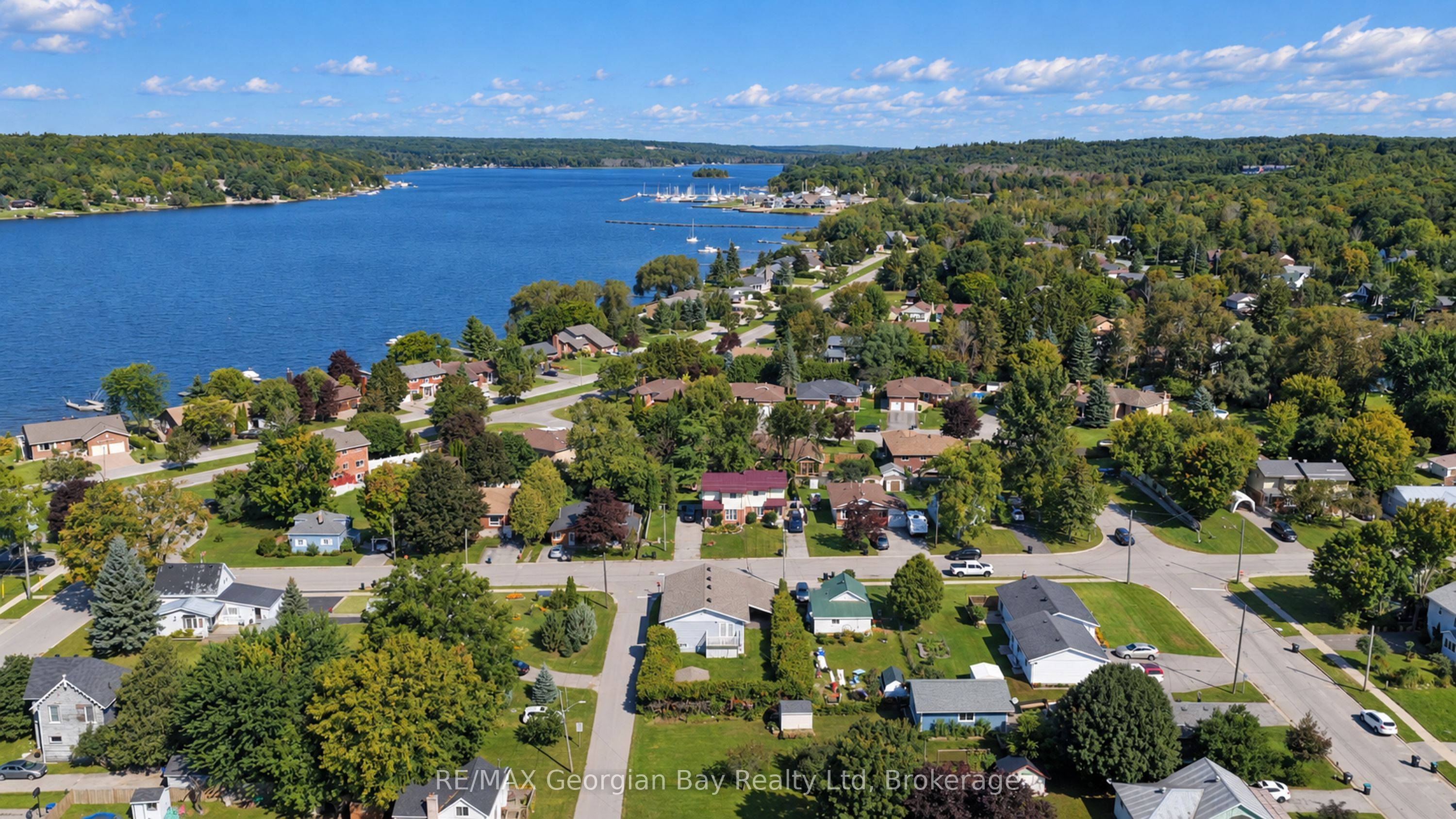 28 SHERIDAN Street, Penetanguishene, ON L9M 1C4 photo 2