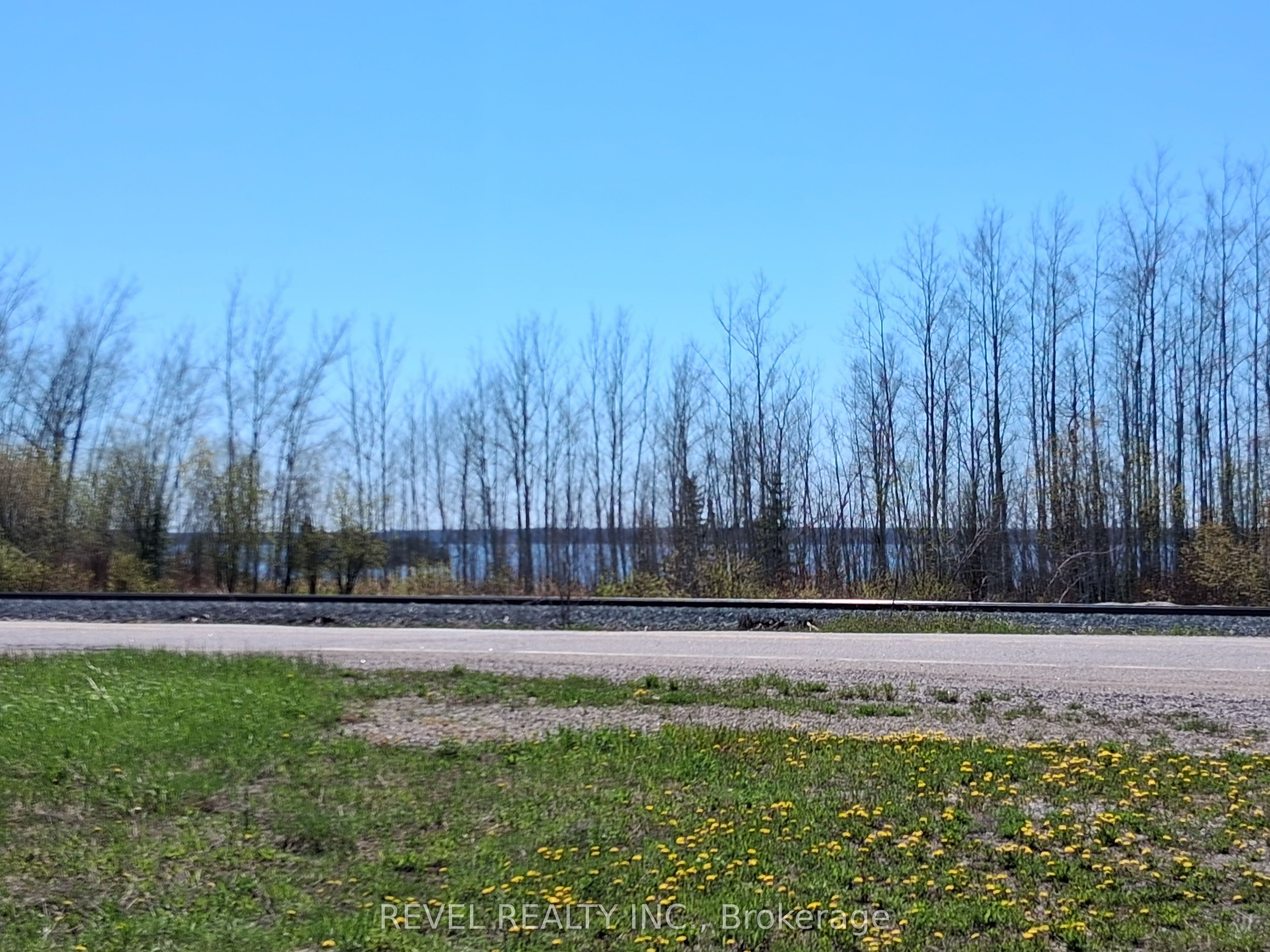 4802 Municipal Road, Iroquois Falls, ON P0N 1A0 photo 2