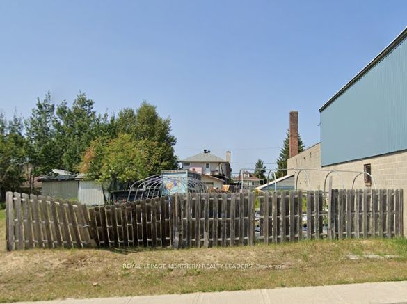 429 B Spruce Street S, Timmins, ON P4N 2N6