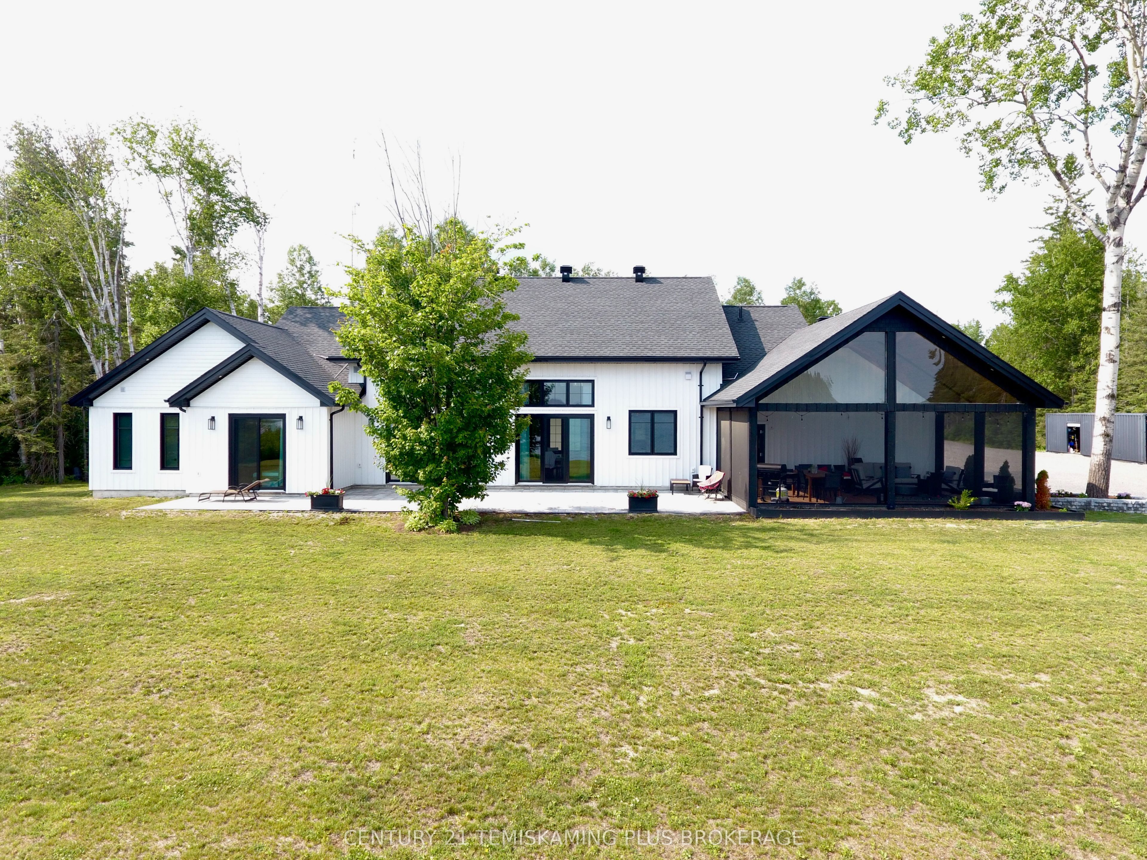 8178 Pike Lake Road, Hudson, ON P0J 1P0 photo 3