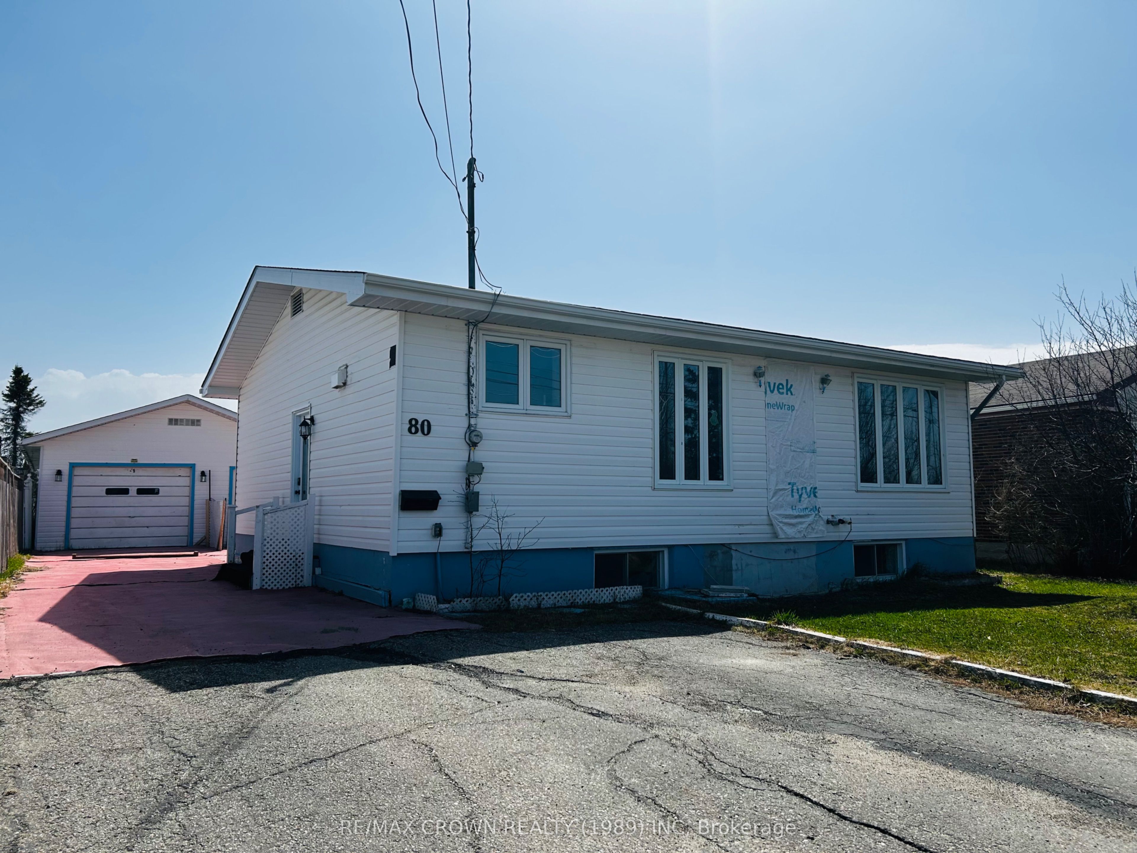 80 Brunelle Road S, Kapuskasing, ON P5N 2T5 photo 4