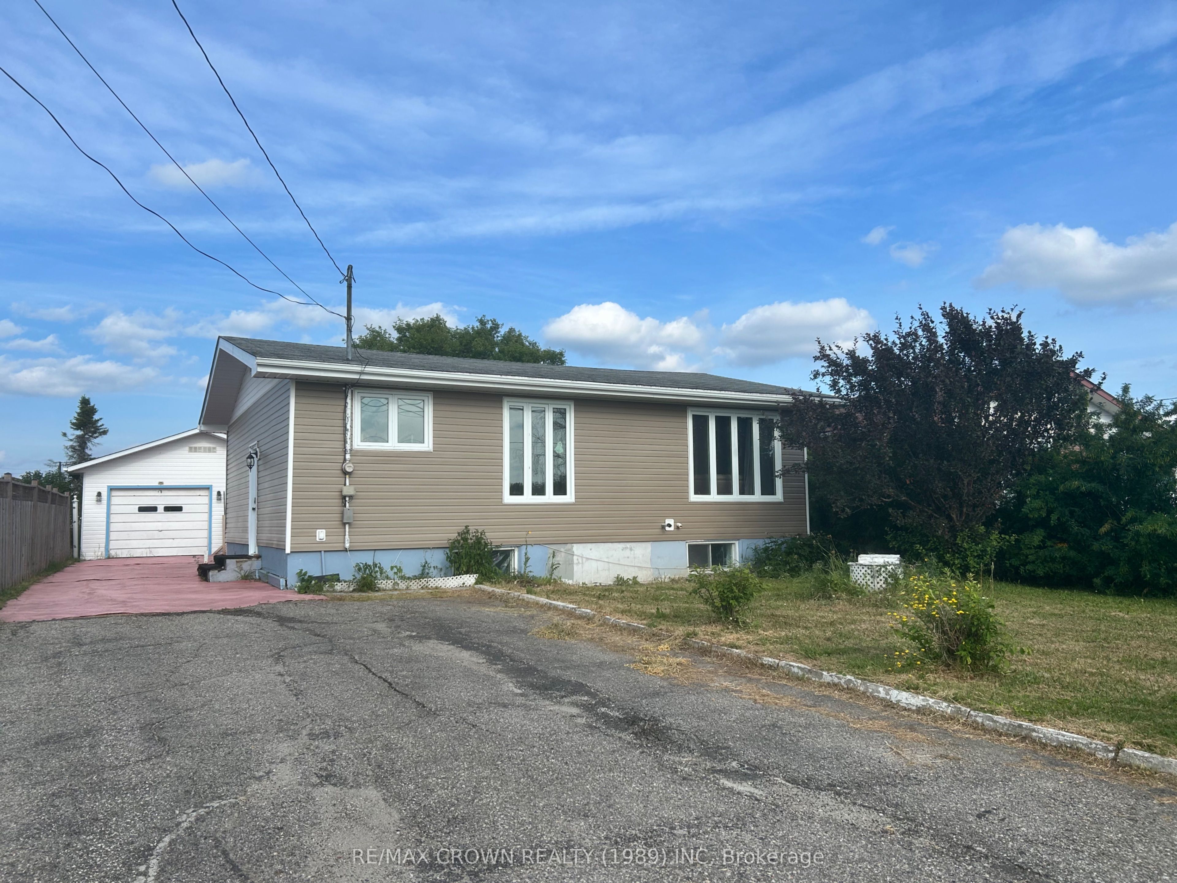 80 Brunelle Road S, Kapuskasing, ON P5N 2T5 photo 5