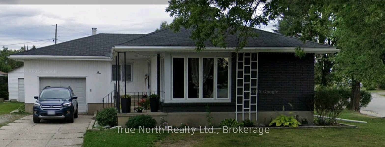1 Superior Street, Kapuskasing, ON P5N 2C3 photo 3