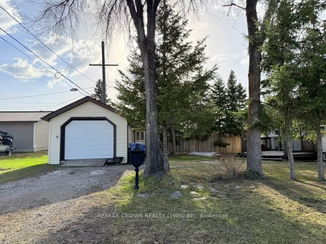 60 Egerton Street, Kapuskasing, ON P5N 1J4 photo 4