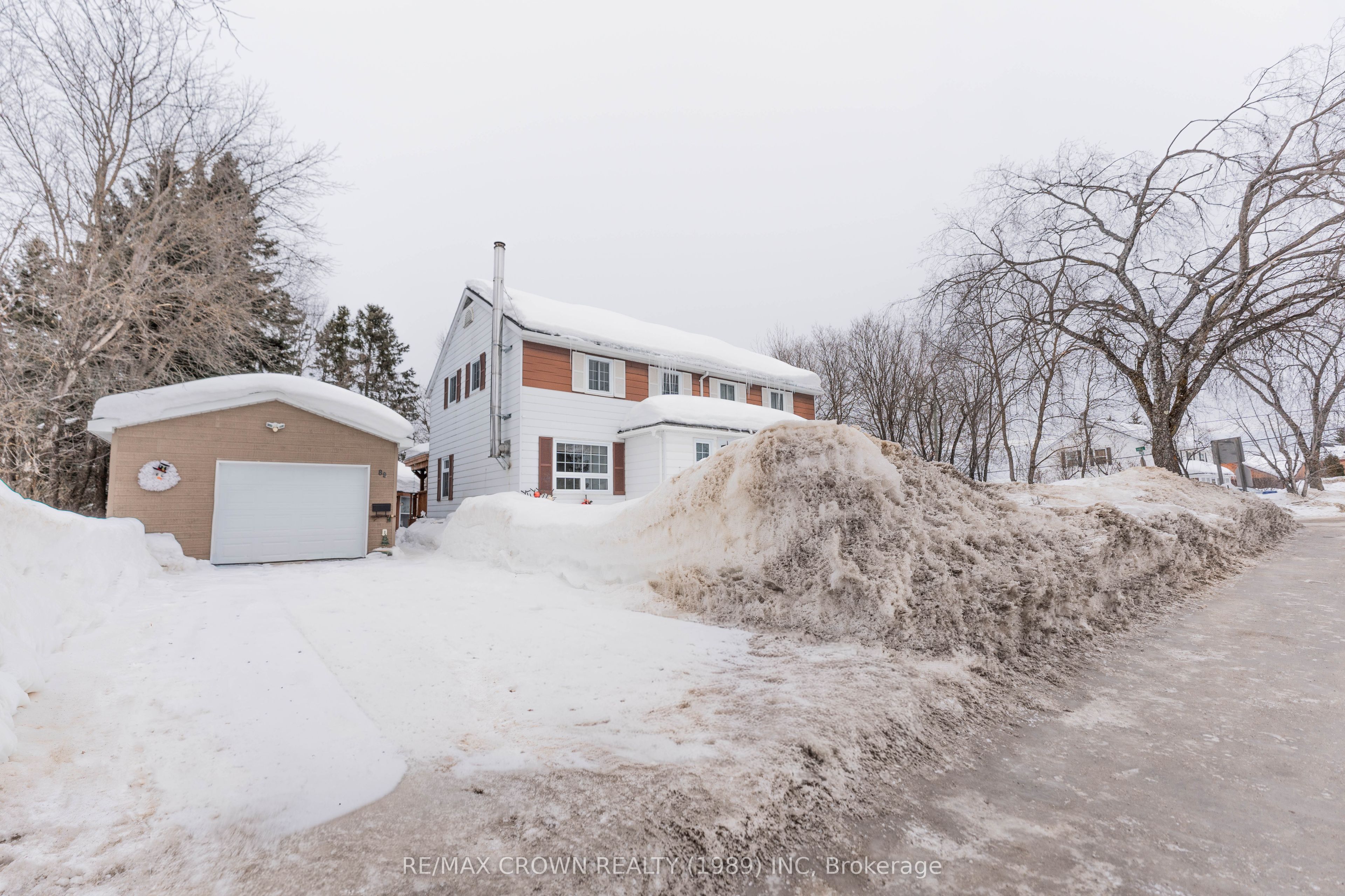 89 Devonshire Street, Kapuskasing, ON P5N 1C7