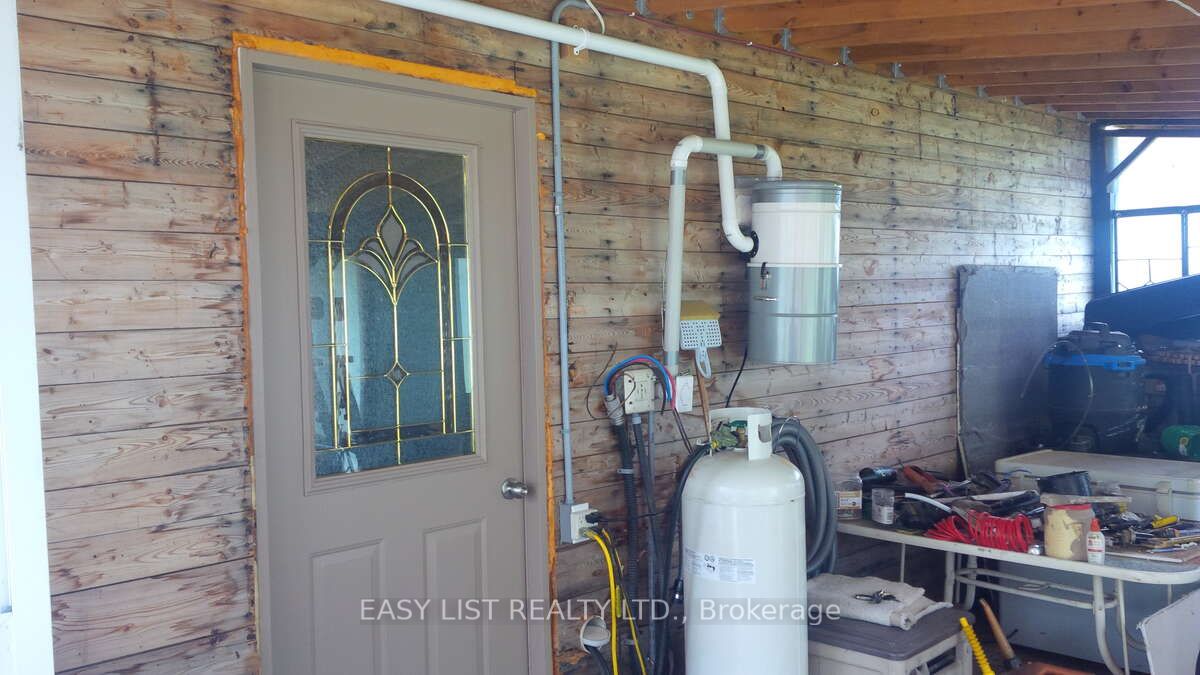 2414 Pearl Street, Black River-Matheson, ON P0K 1C0 photo 4