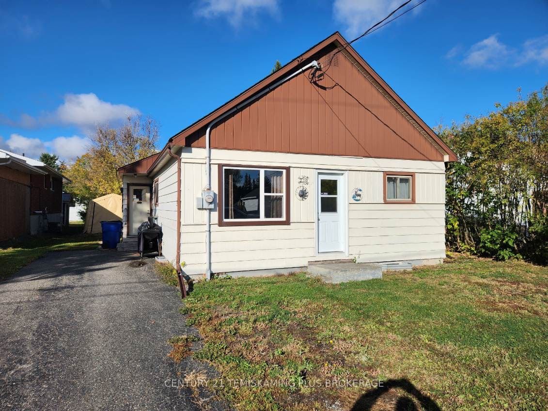 230 May Street, Temiskaming Shores, ON P0J 1P0