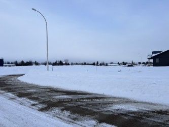 31 Jules Gravel Crescent, Armstrong, ON P0J 1E0