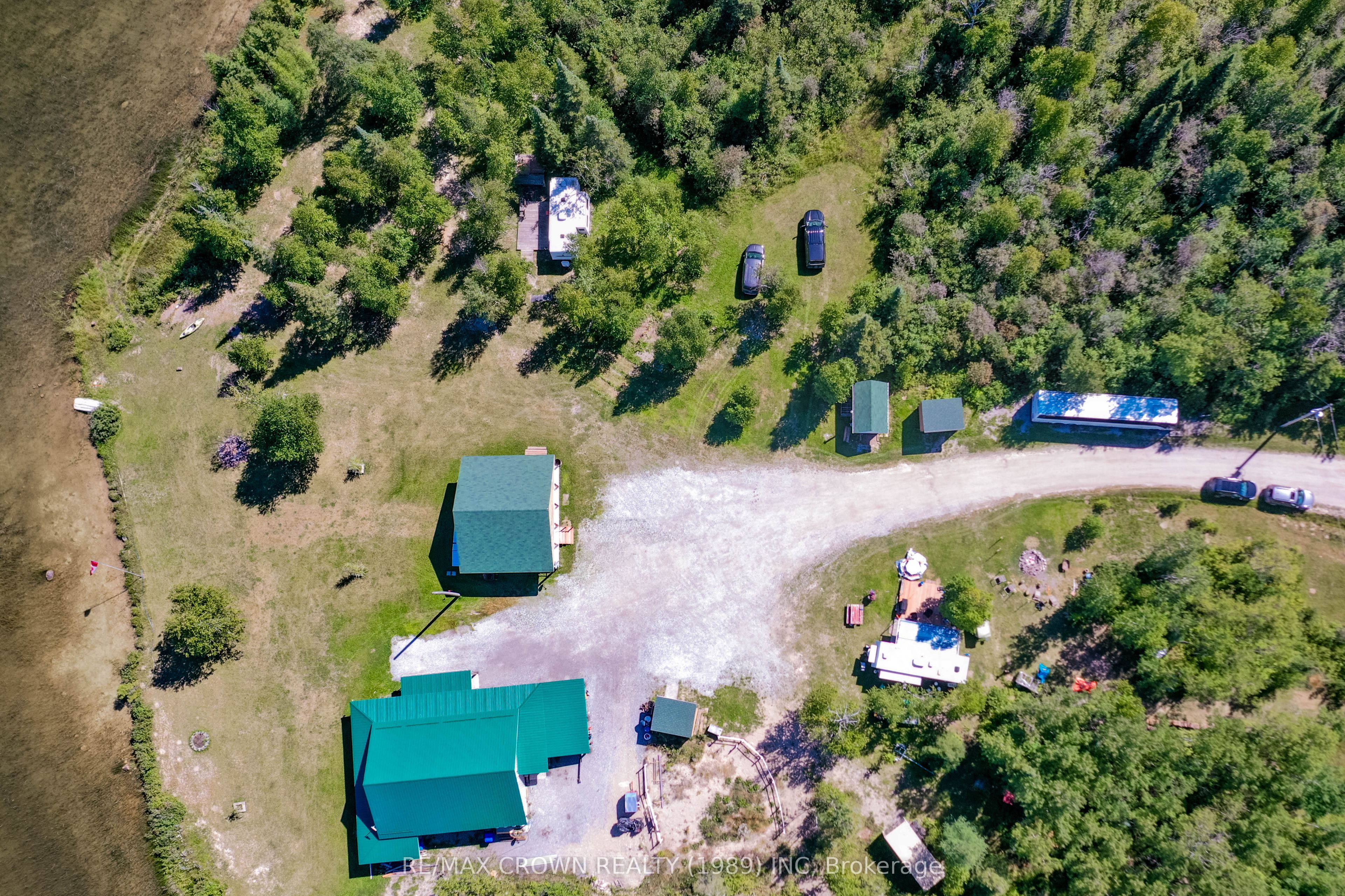 24 Shallow Lake Road W, Mattice-Val Cote, ON P0L 1T0 photo 4