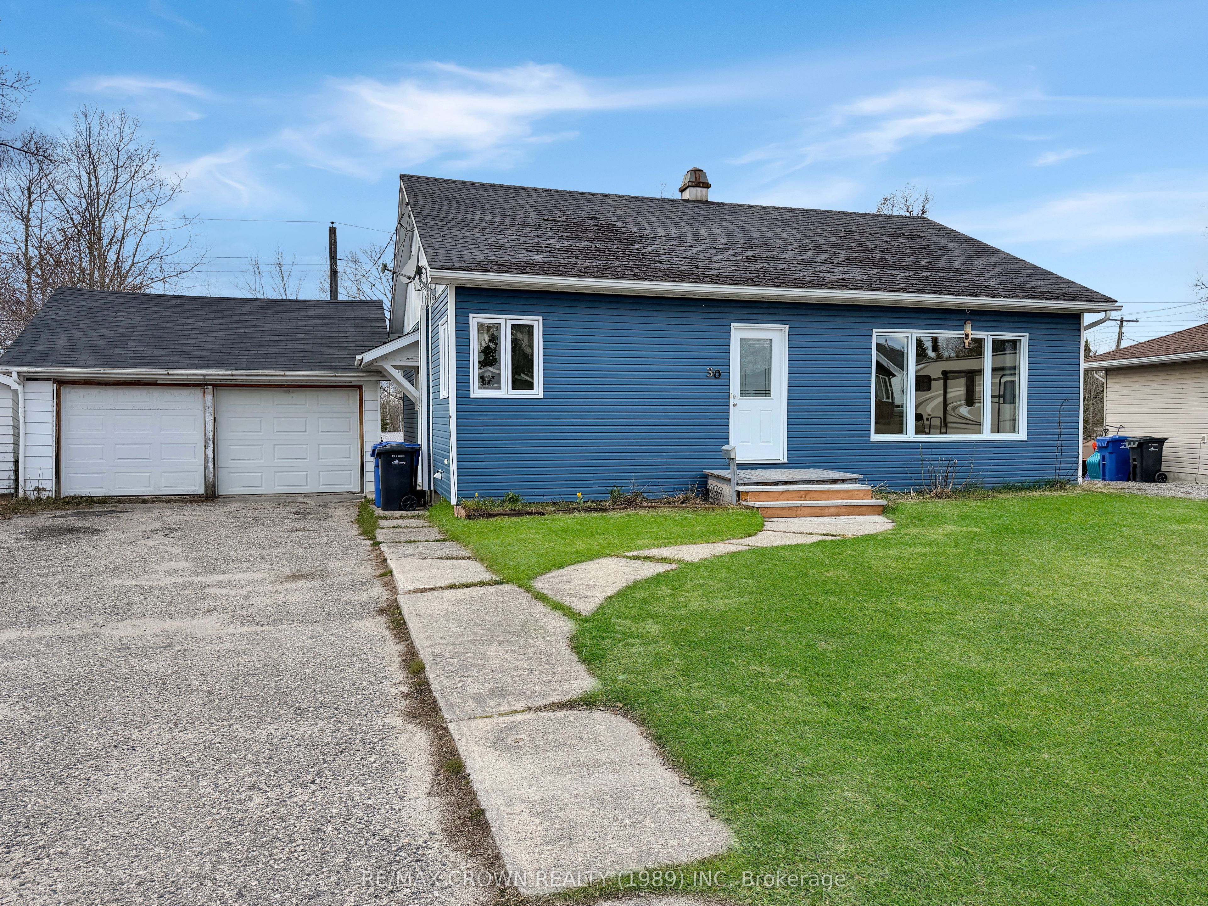 30 Pine Crescent, Kapuskasing, ON P5N 1X7 photo 4