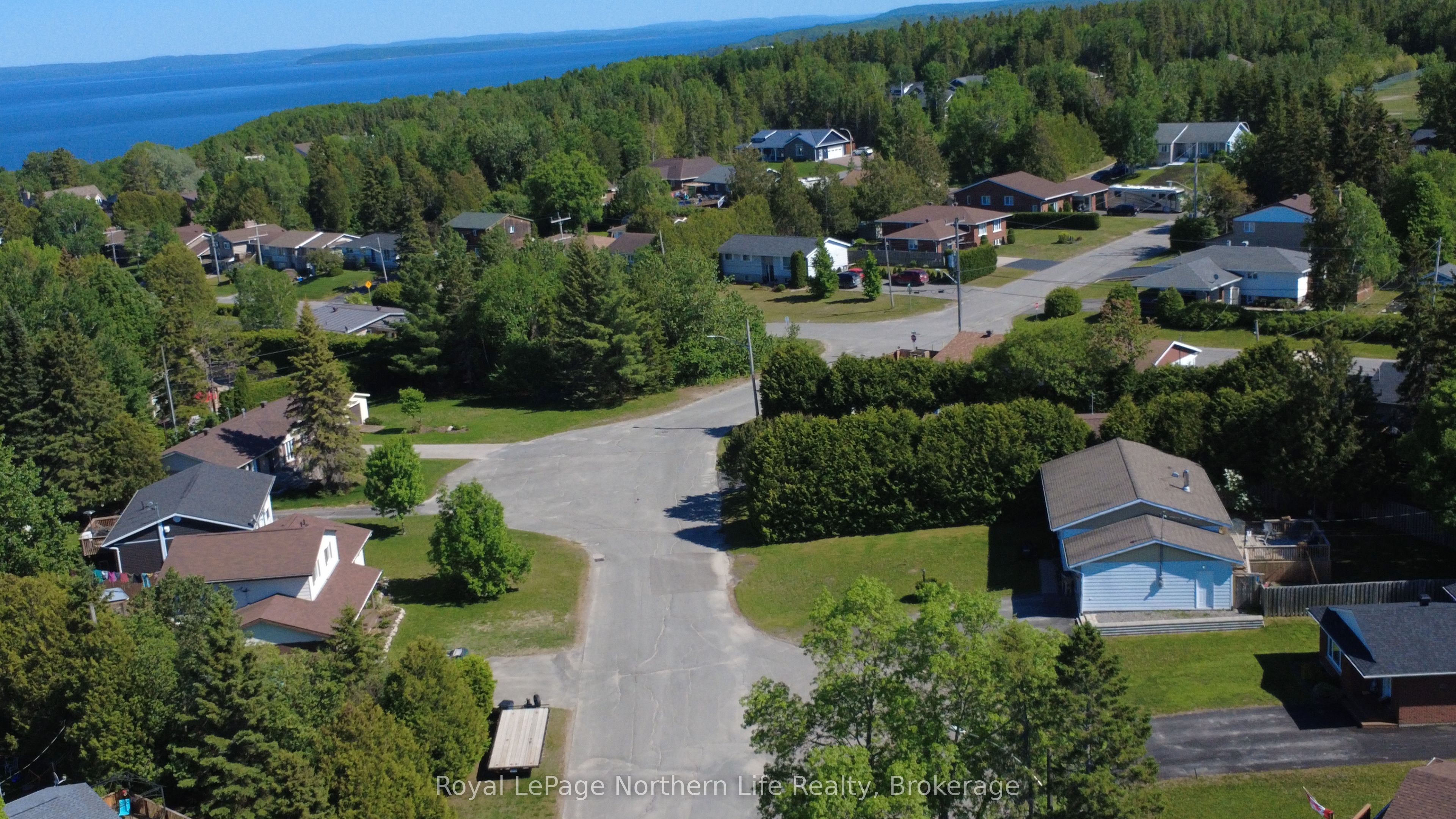542 AGNES Avenue, Temiskaming Shores, ON P0J 1P0 photo 5