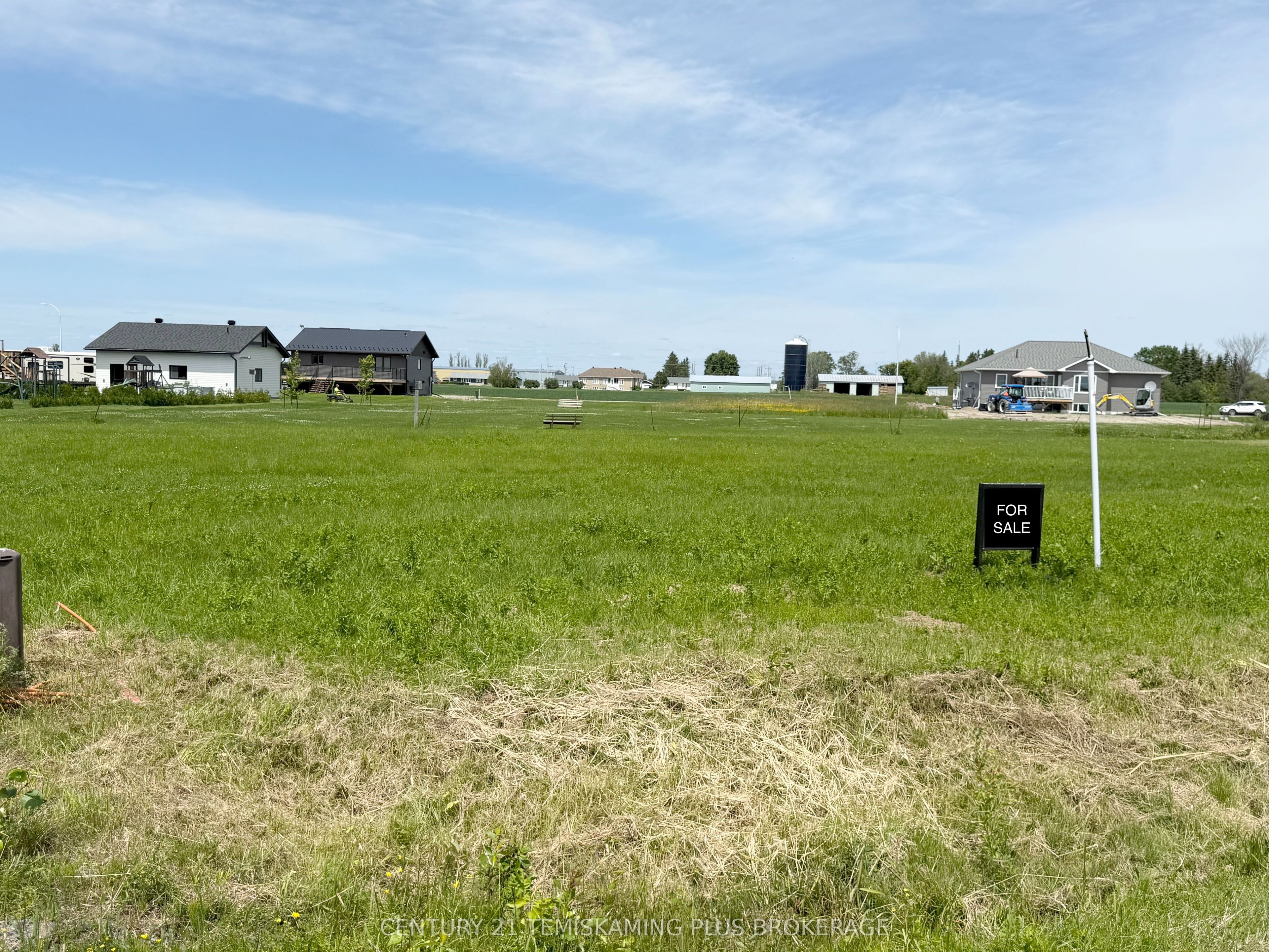 86029 Airport Road, Armstrong, ON P0J 1E0