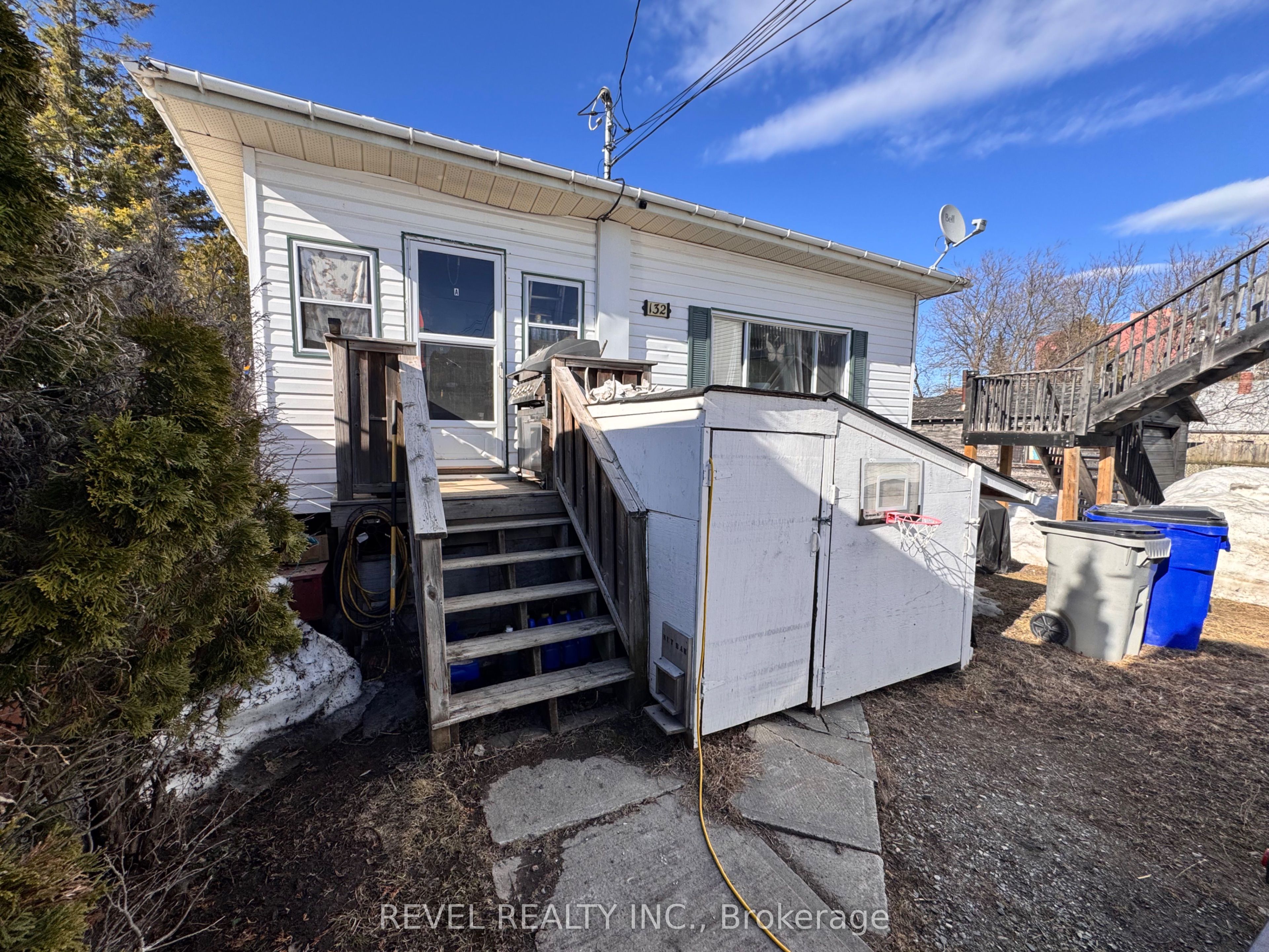 132 Bruce Avenue, Timmins, ON P0N 1H0