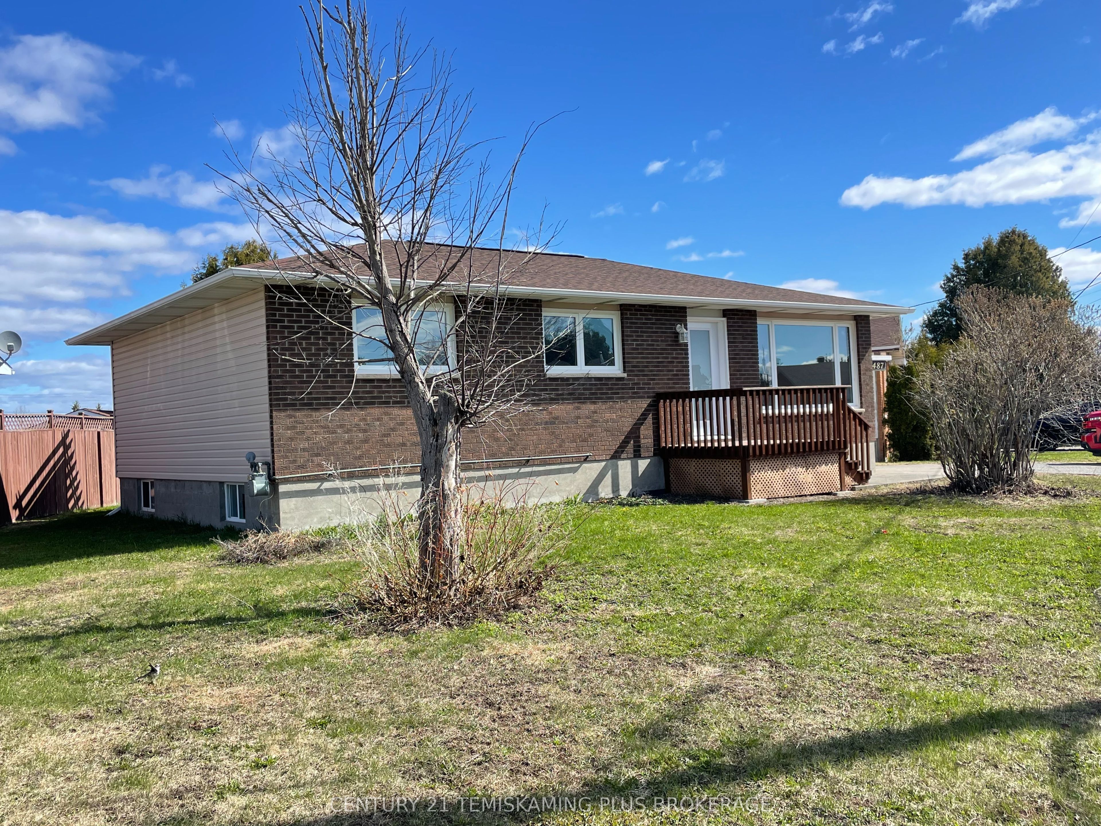 487 Ross Avenue, Temiskaming Shores, ON P0J 1P0 photo 3