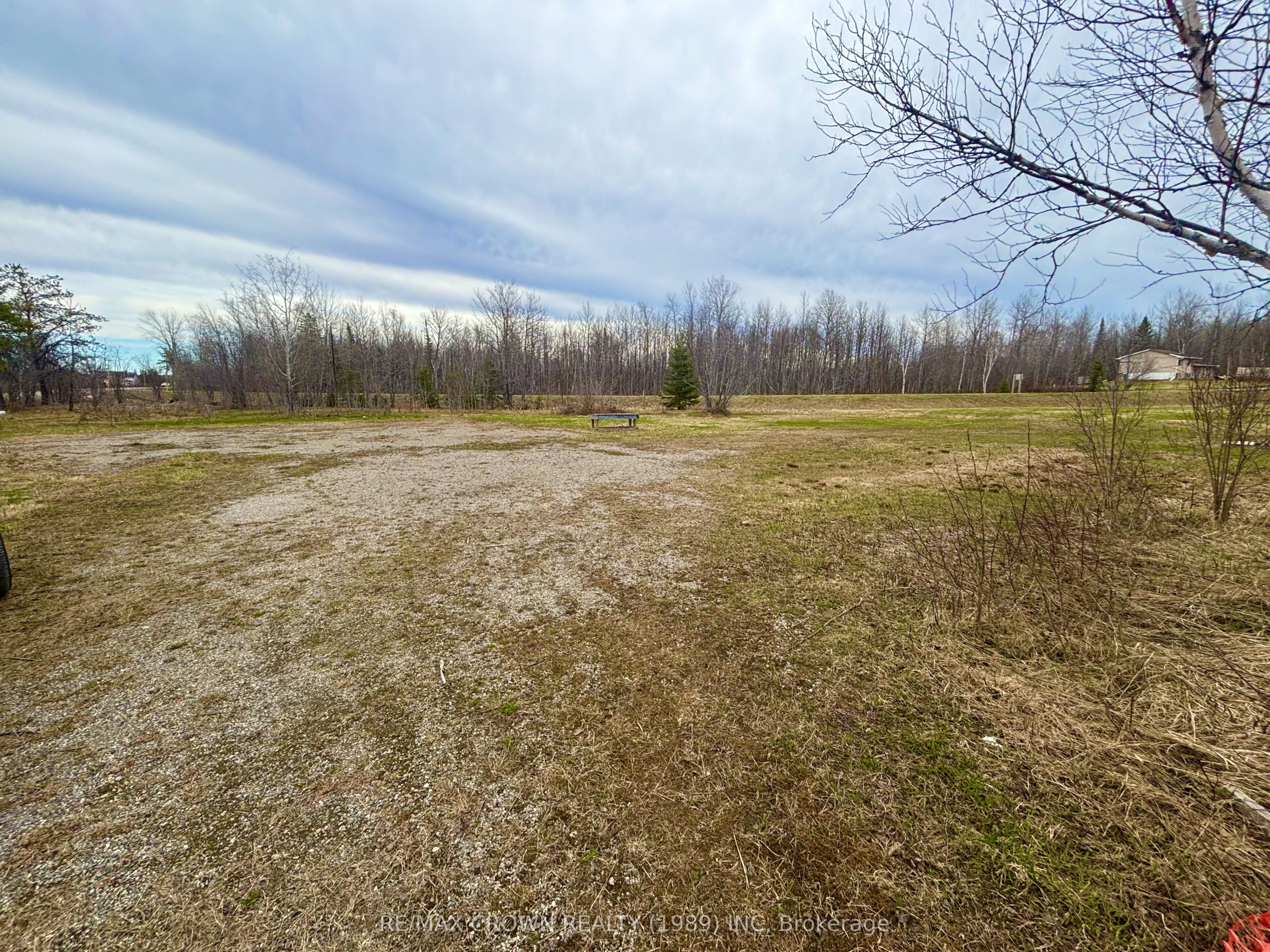 6490 Fredrickhouse Lake Road, Timmins, ON P0N 1A0 photo 5