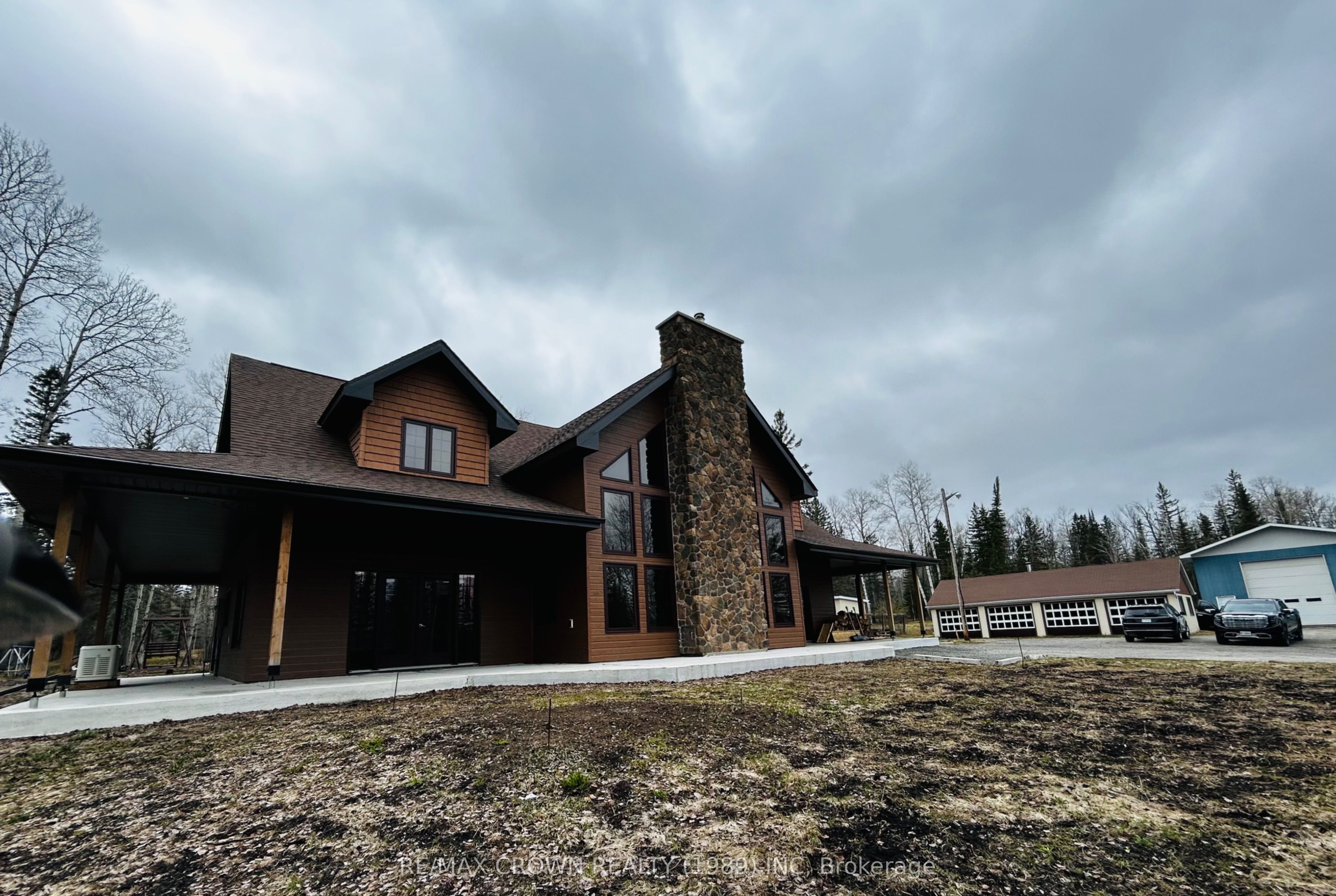 280&302 Government Road Moonbeam Road, Kapuskasing, ON P0L 1V0