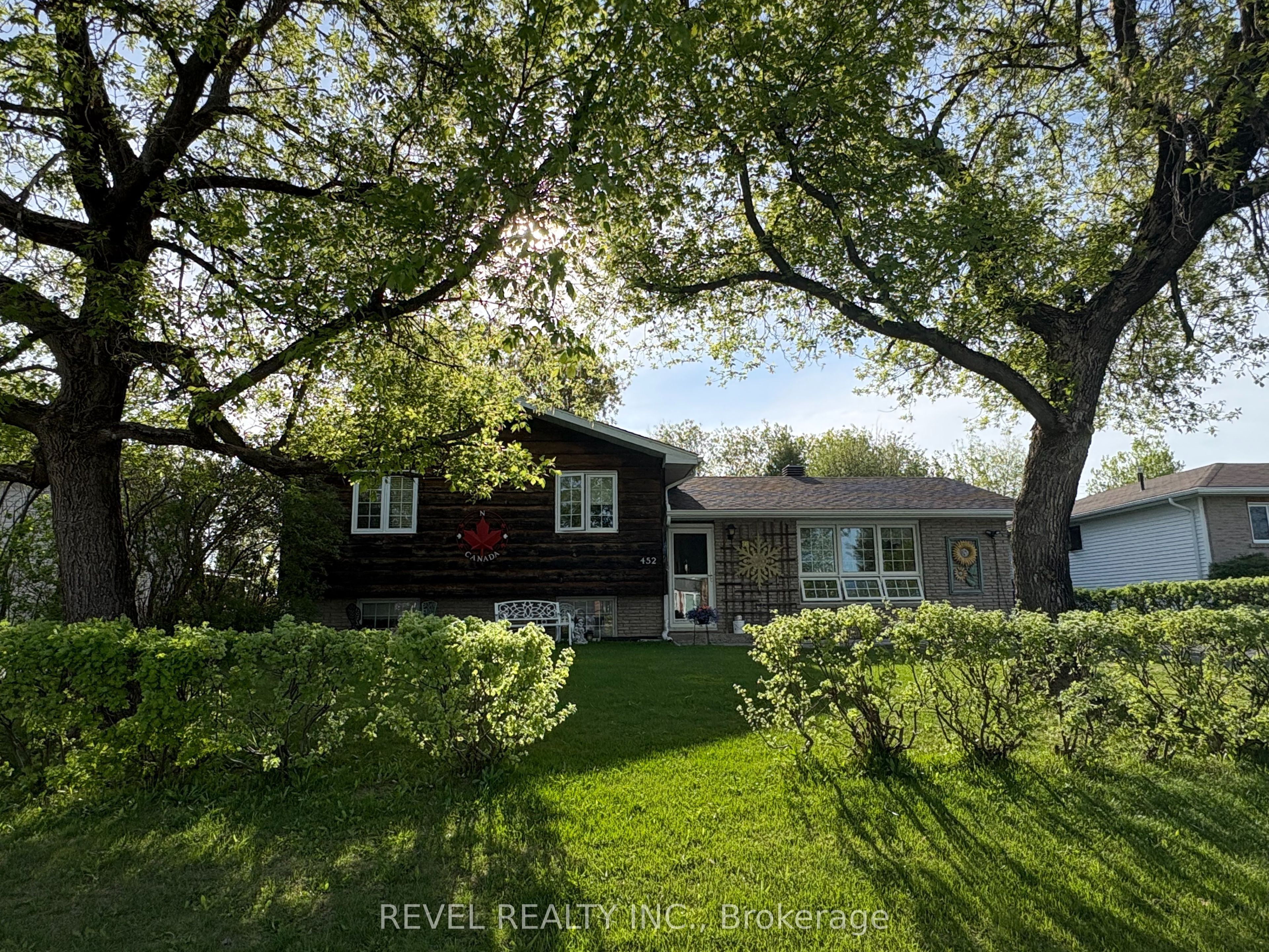 452 Eleventh Avenue, Cochrane, ON P0L 1C0 photo 3