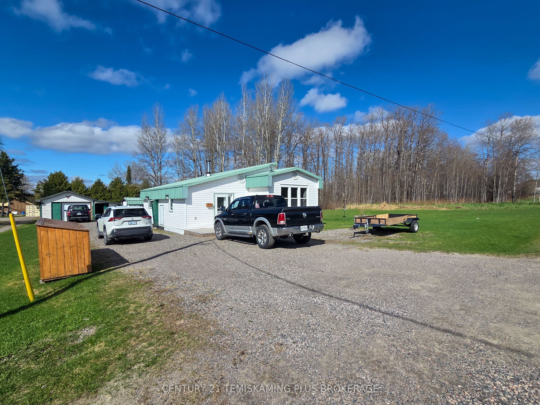 46 Fifth Street W, Timiskaming, ON P0J 1G0 photo 3