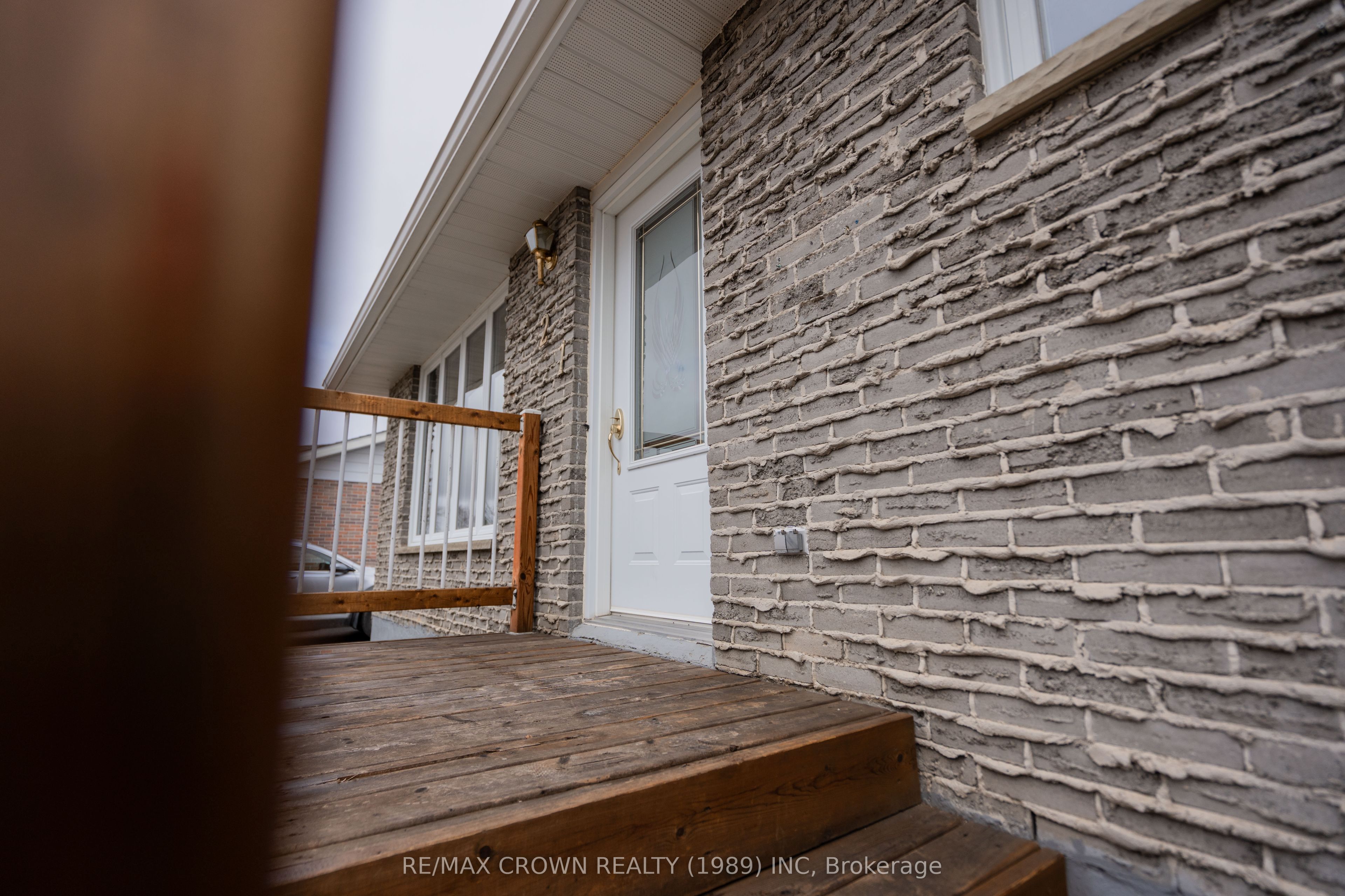 21 Clark Street, Kapuskasing, ON P5N 1L3 photo 5