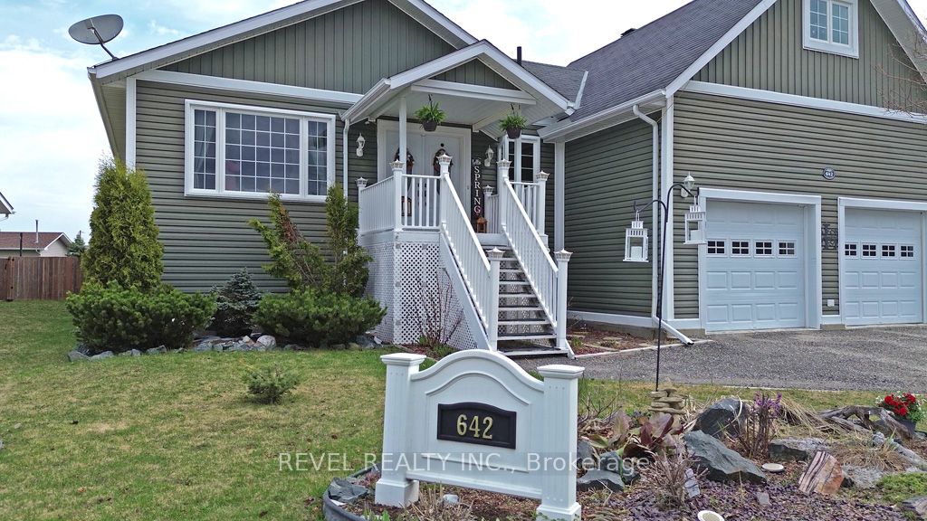 642 Majestic Street, Iroquois Falls, ON P0K 1G0 photo 3