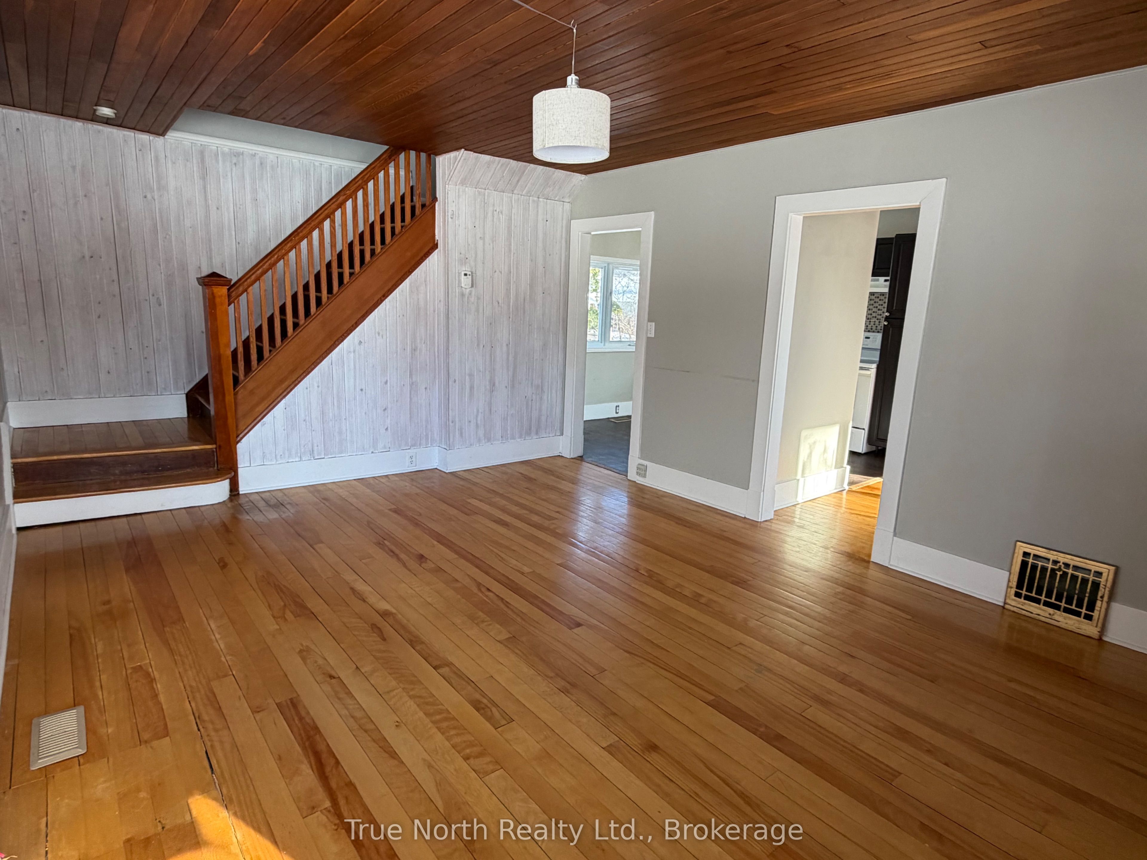 6 Dominion Avenue, Kapuskasing, ON P5N 1N6 photo 5
