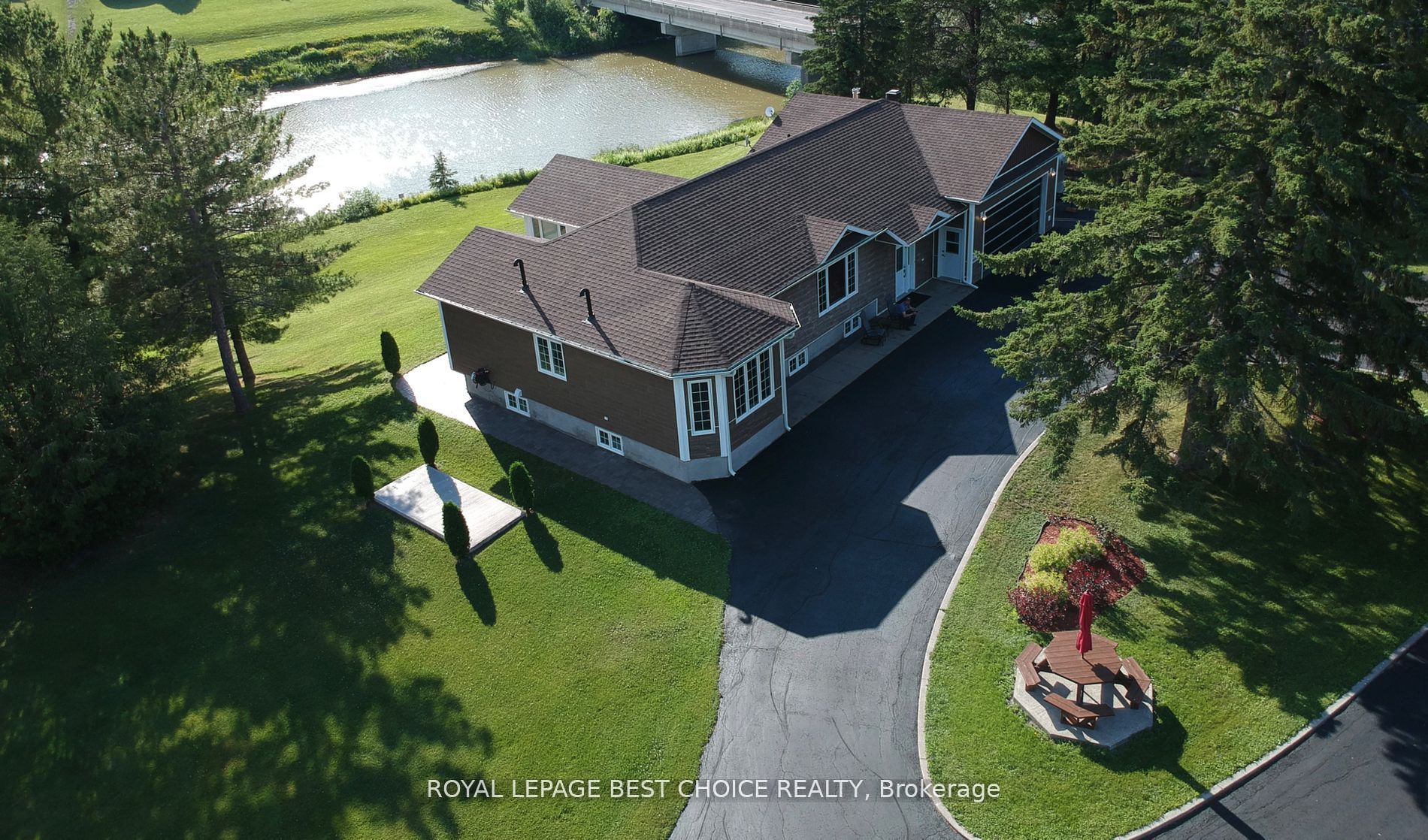 804164 Golf Course Road, Temiskaming Shores, ON P0J 1P0