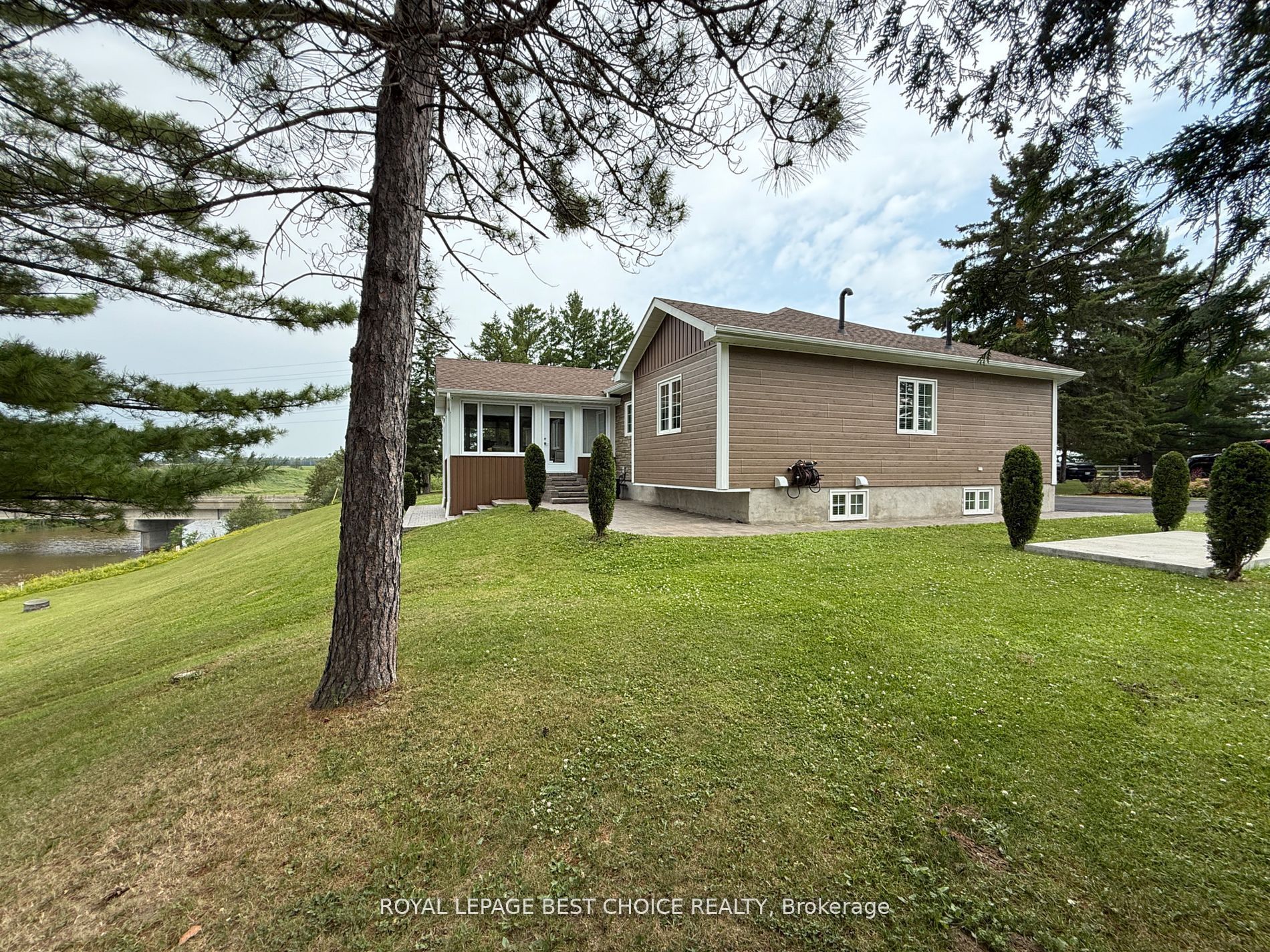 804164 Golf Course Road, Temiskaming Shores, ON P0J 1P0 photo 4