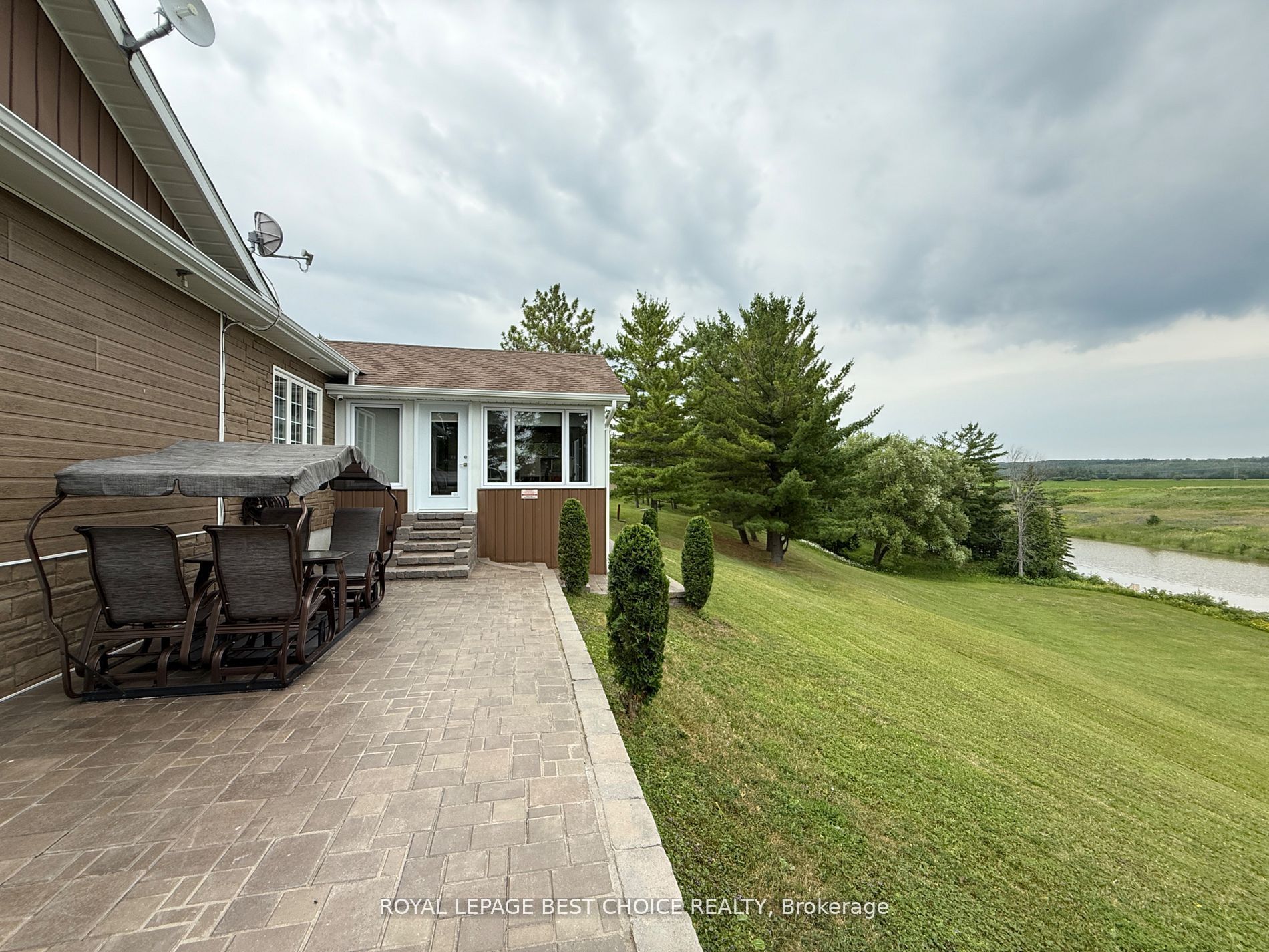 804164 Golf Course Road, Temiskaming Shores, ON P0J 1P0 photo 5