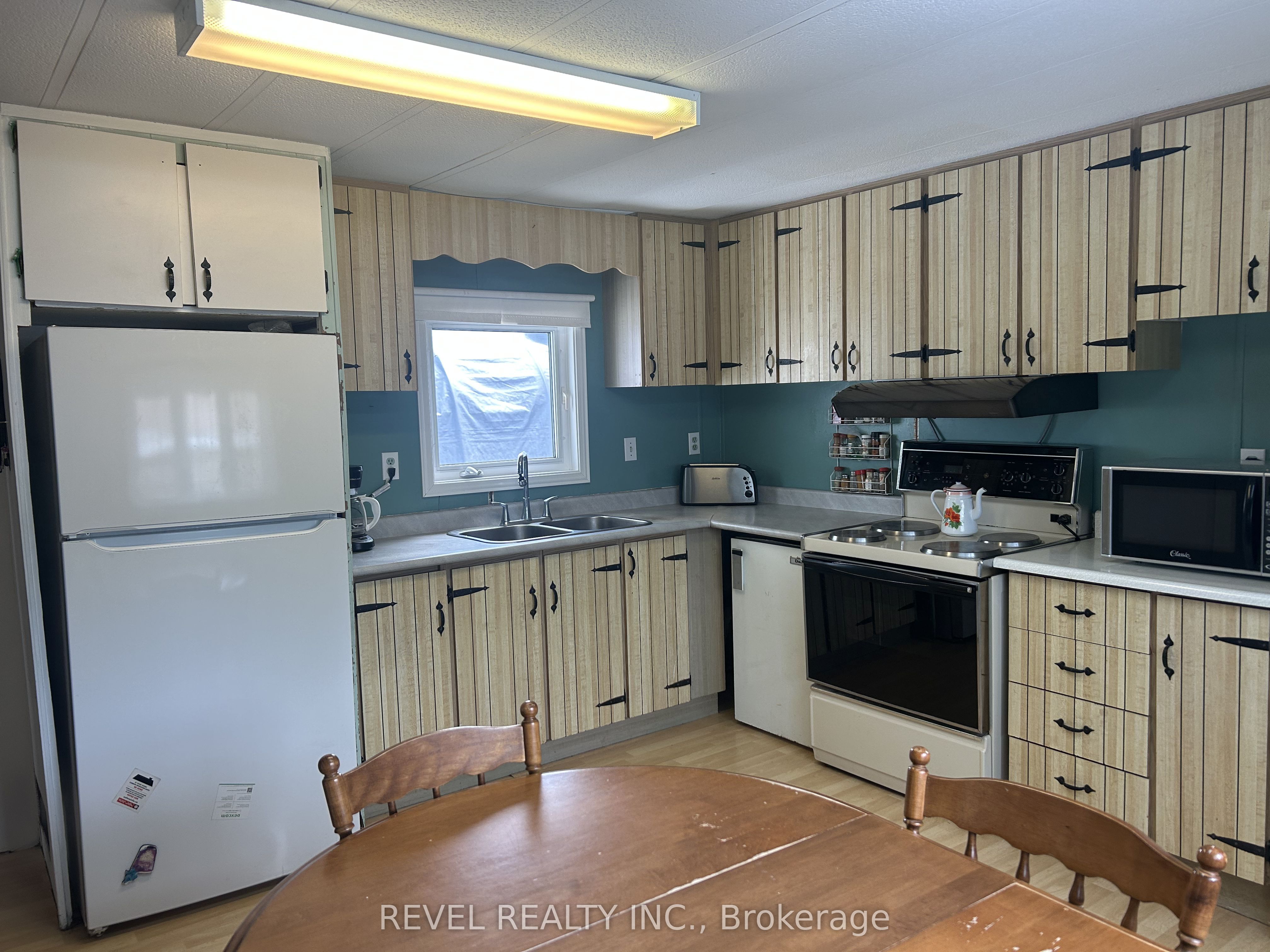 96 Notre Dame Place, Timmins, ON P4R 0E1 photo 3