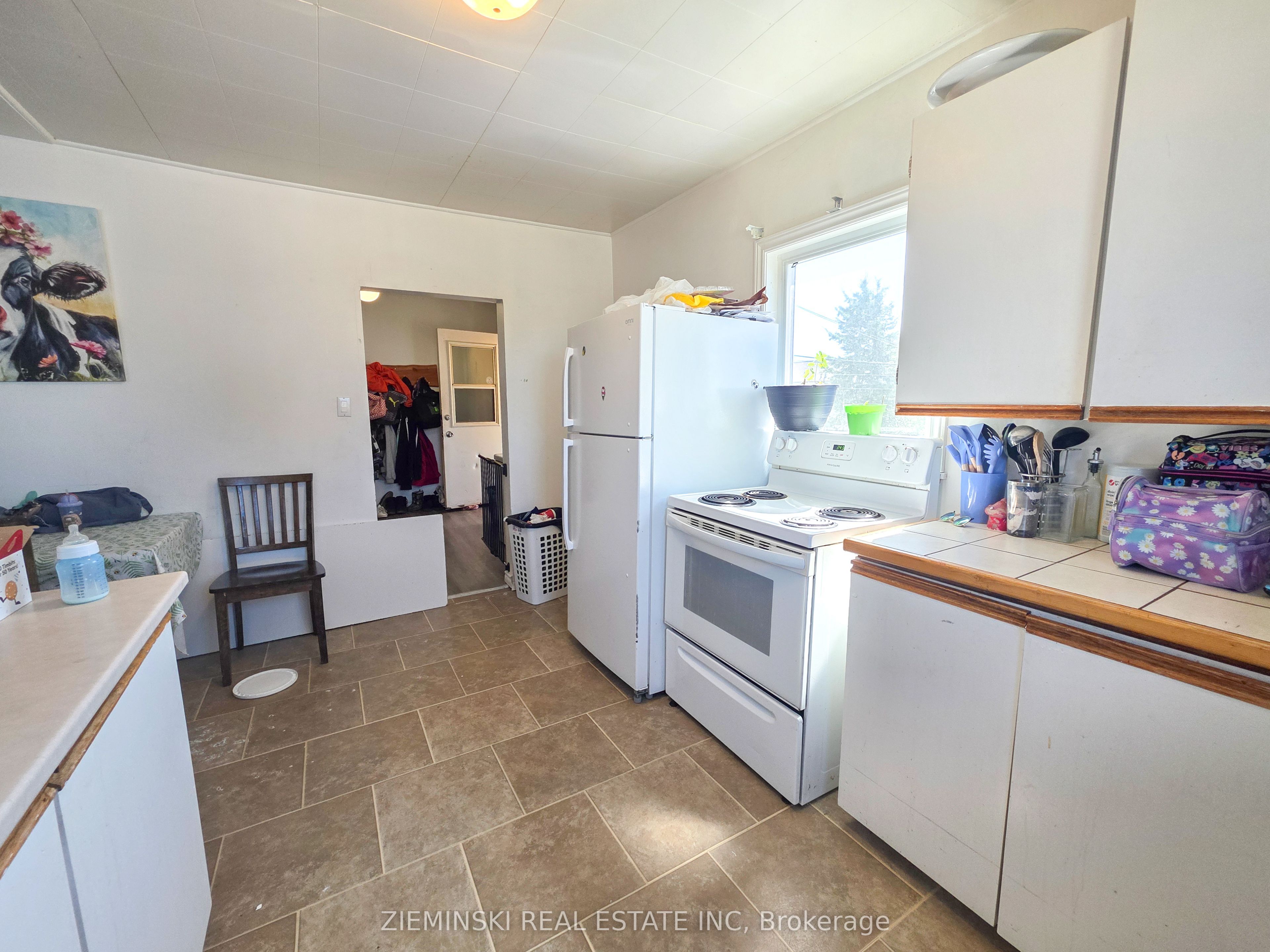115 Pollock Street, Kirkland Lake, ON P2N 1Z1 photo 2