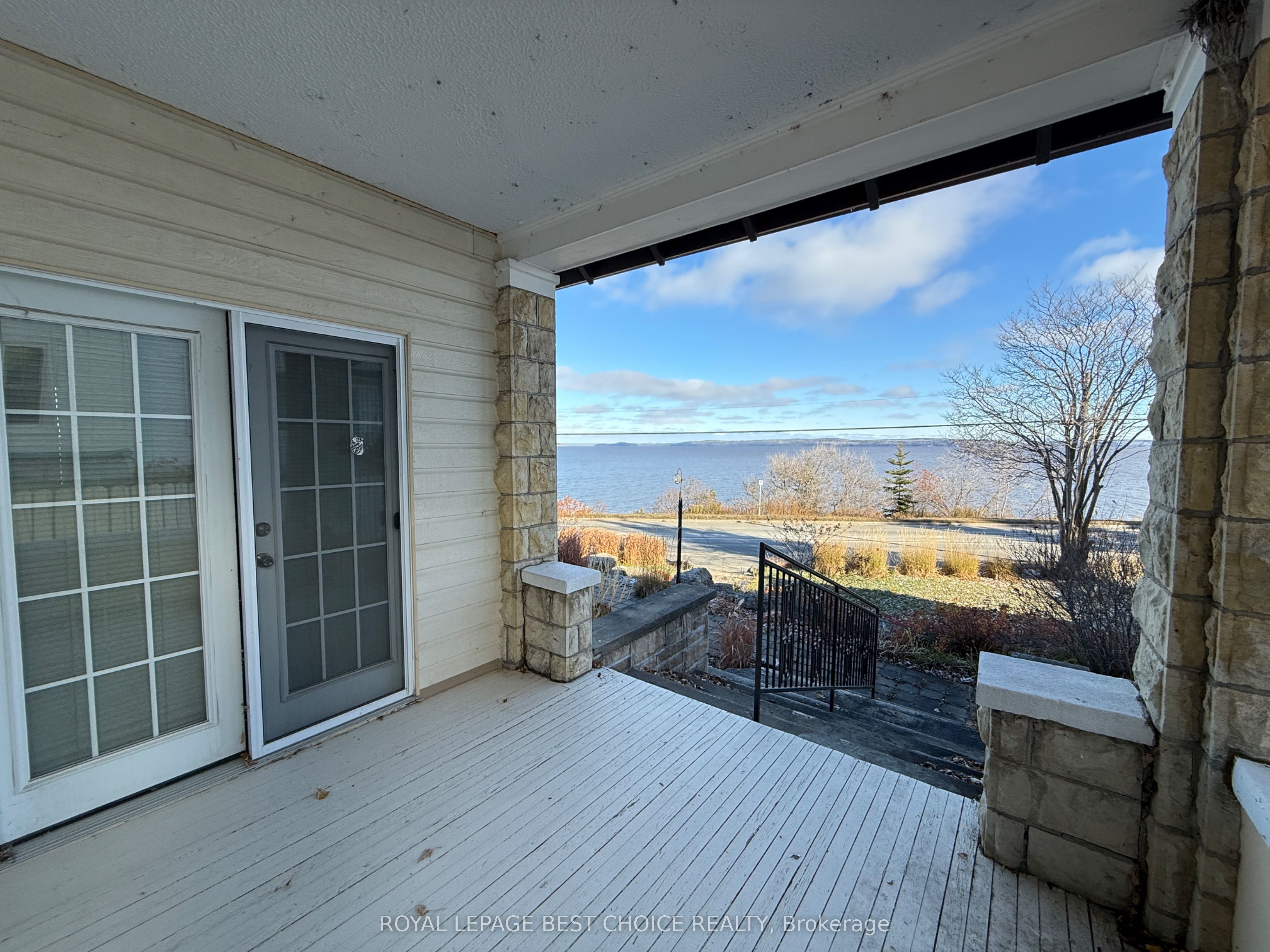 646 Lakeshore Road S, Temiskaming Shores, ON P0J 1K0 photo 2