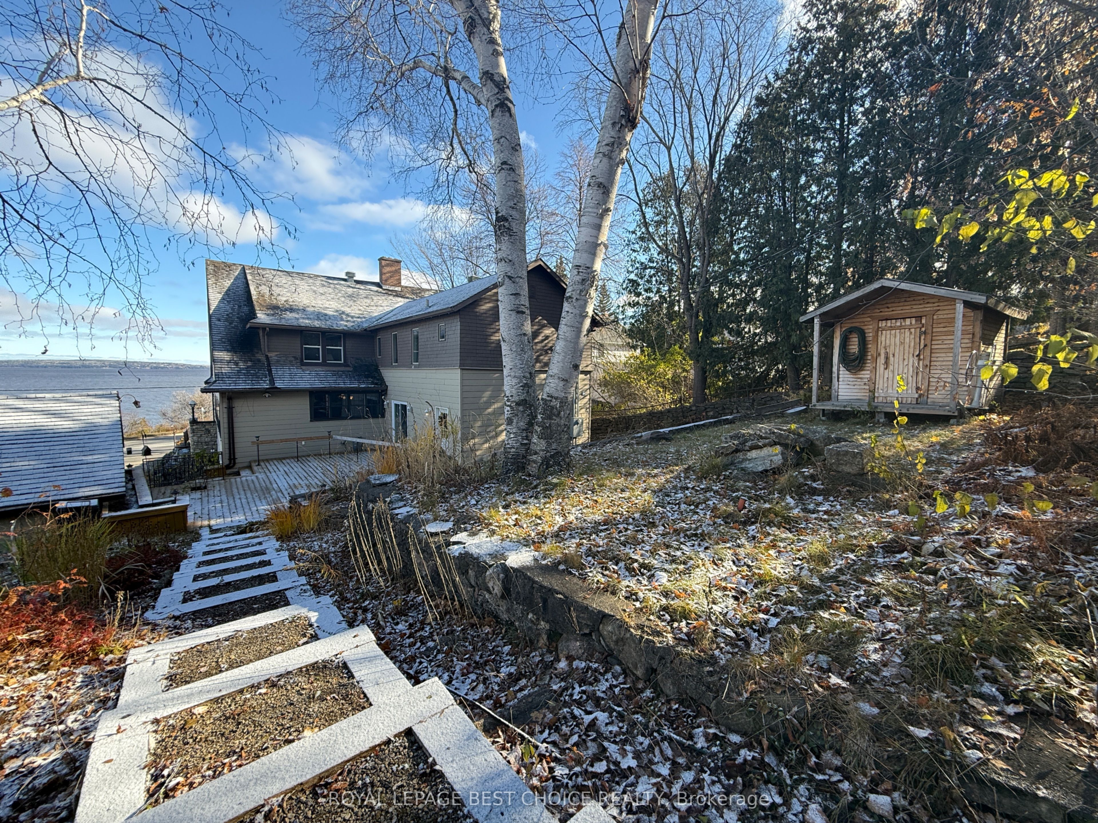 646 Lakeshore Road S, Temiskaming Shores, ON P0J 1K0 photo 5