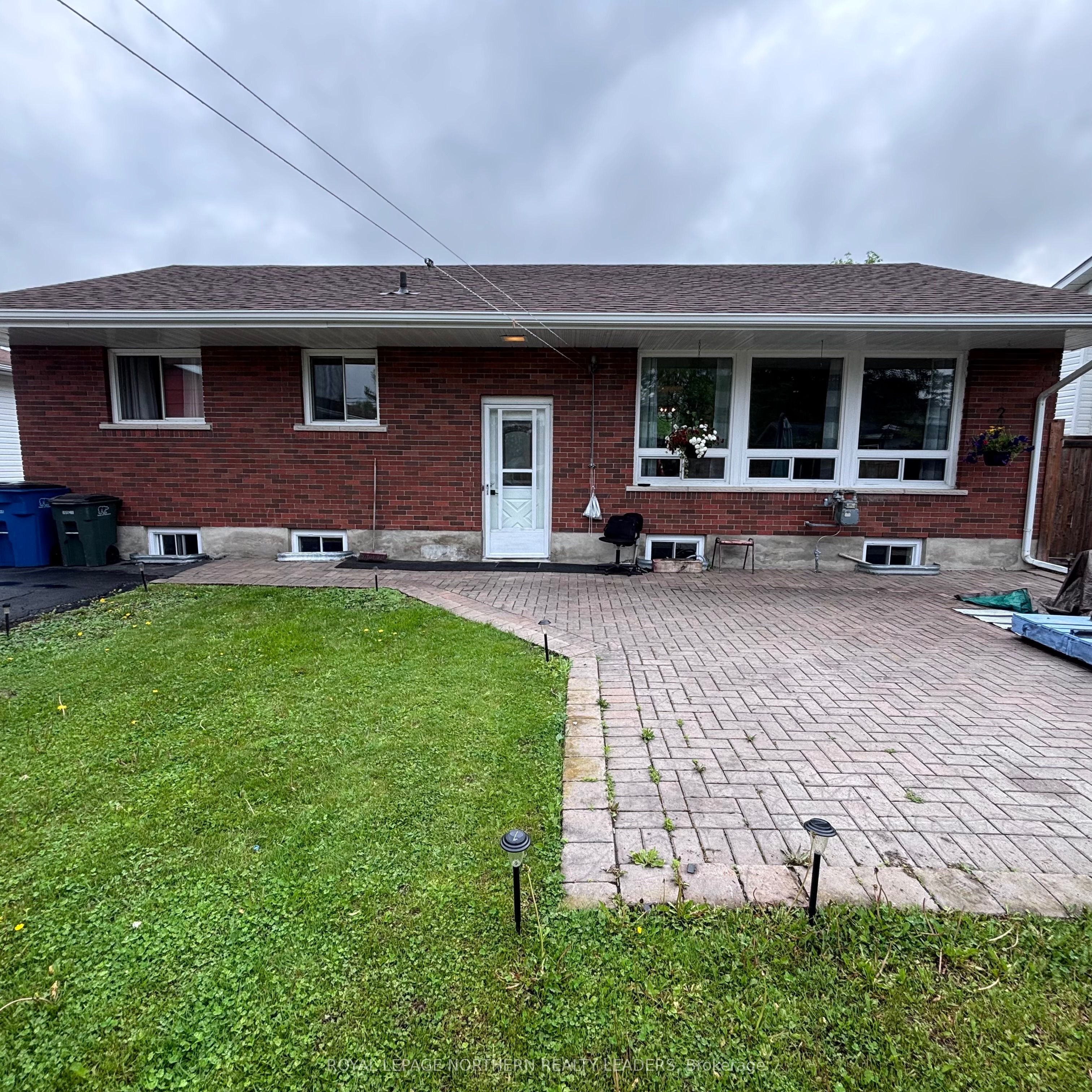 291 16th Avenue, Cochrane, ON P0L 1C0 photo 2