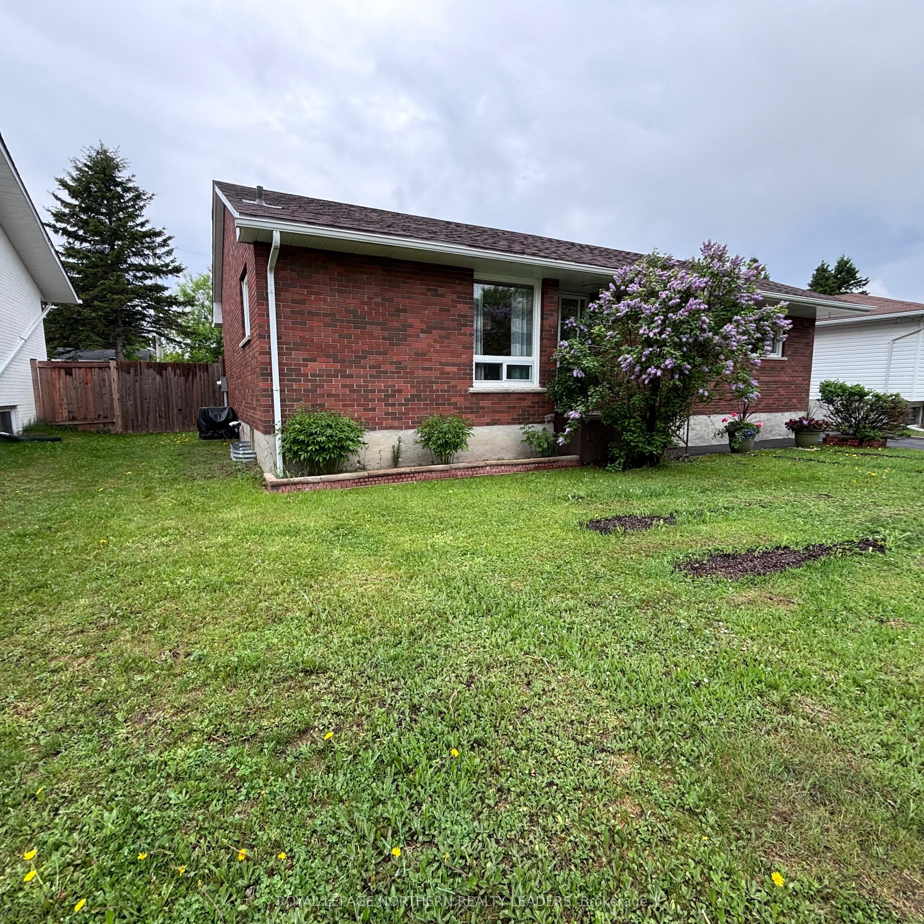 291 16th Avenue, Cochrane, ON P0L 1C0 photo 3