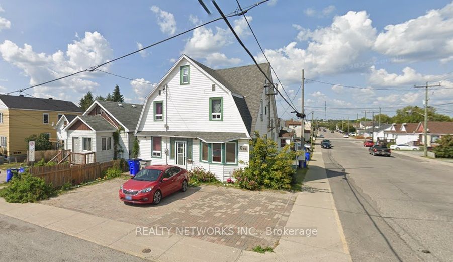 152 Fifth Avenue, Timmins, ON P4N 5K9 photo 2