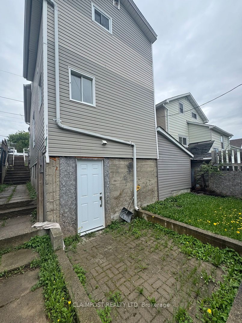 85 Fourth Avenue, Timmins, ON P0N 1G0 photo 2