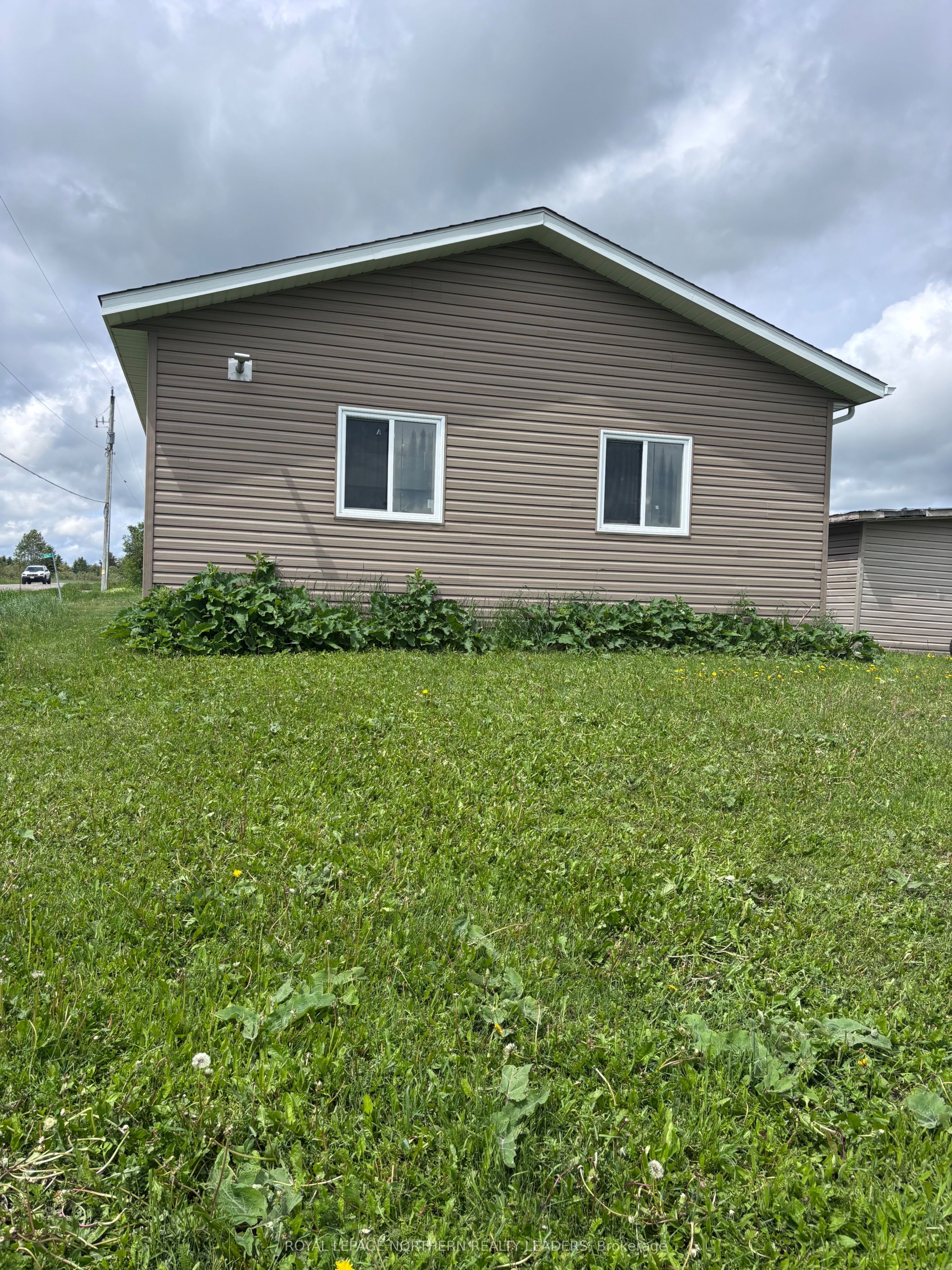 1267 Concession 5 Concession, Cochrane, ON P0L 1C0 photo 4