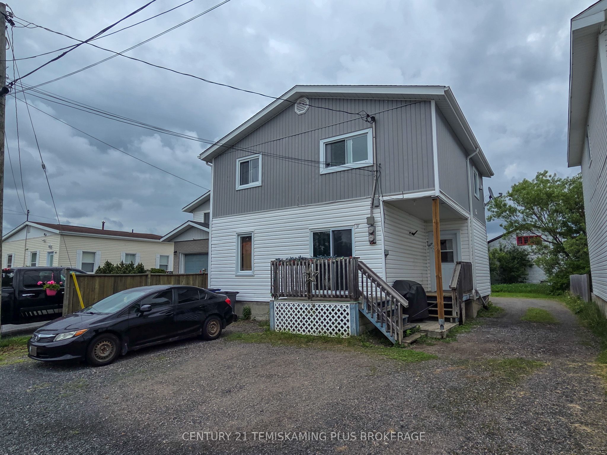 37 Jaffray Street, Temiskaming Shores, ON P0J 1P0 photo 2