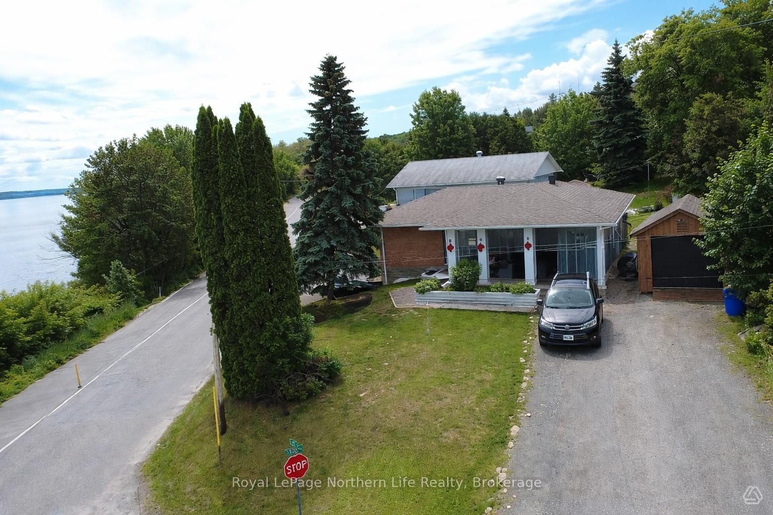 224 ELLIOTT Street, Temiskaming Shores, ON P0J 1K0 photo 2
