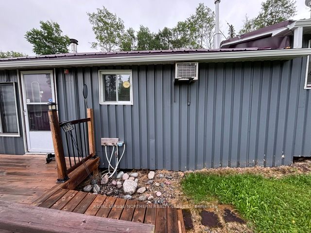 625 Bentley Lake Road, Cochrane, ON P0L 1C0 photo 4