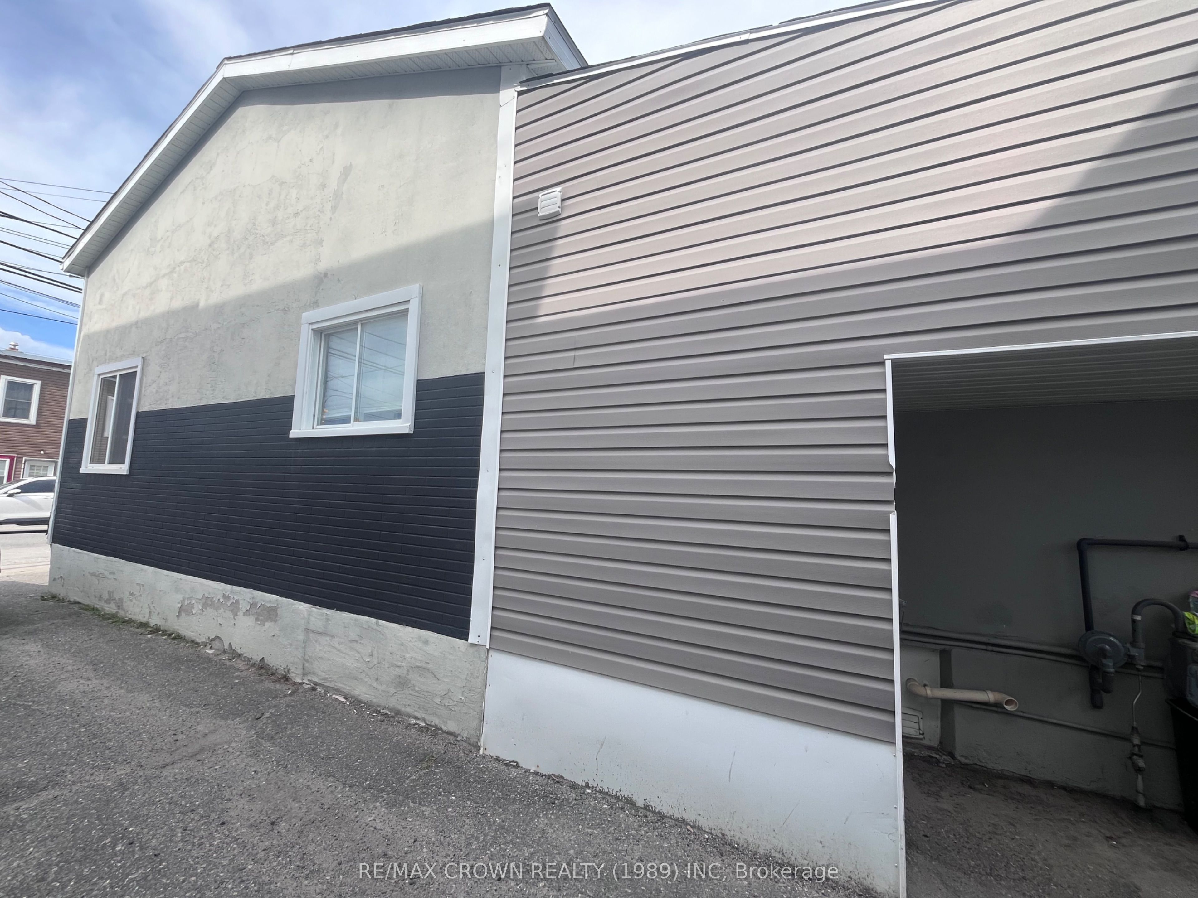 247 Kirby Avenue, Timmins, ON P4N 1K3 photo 3