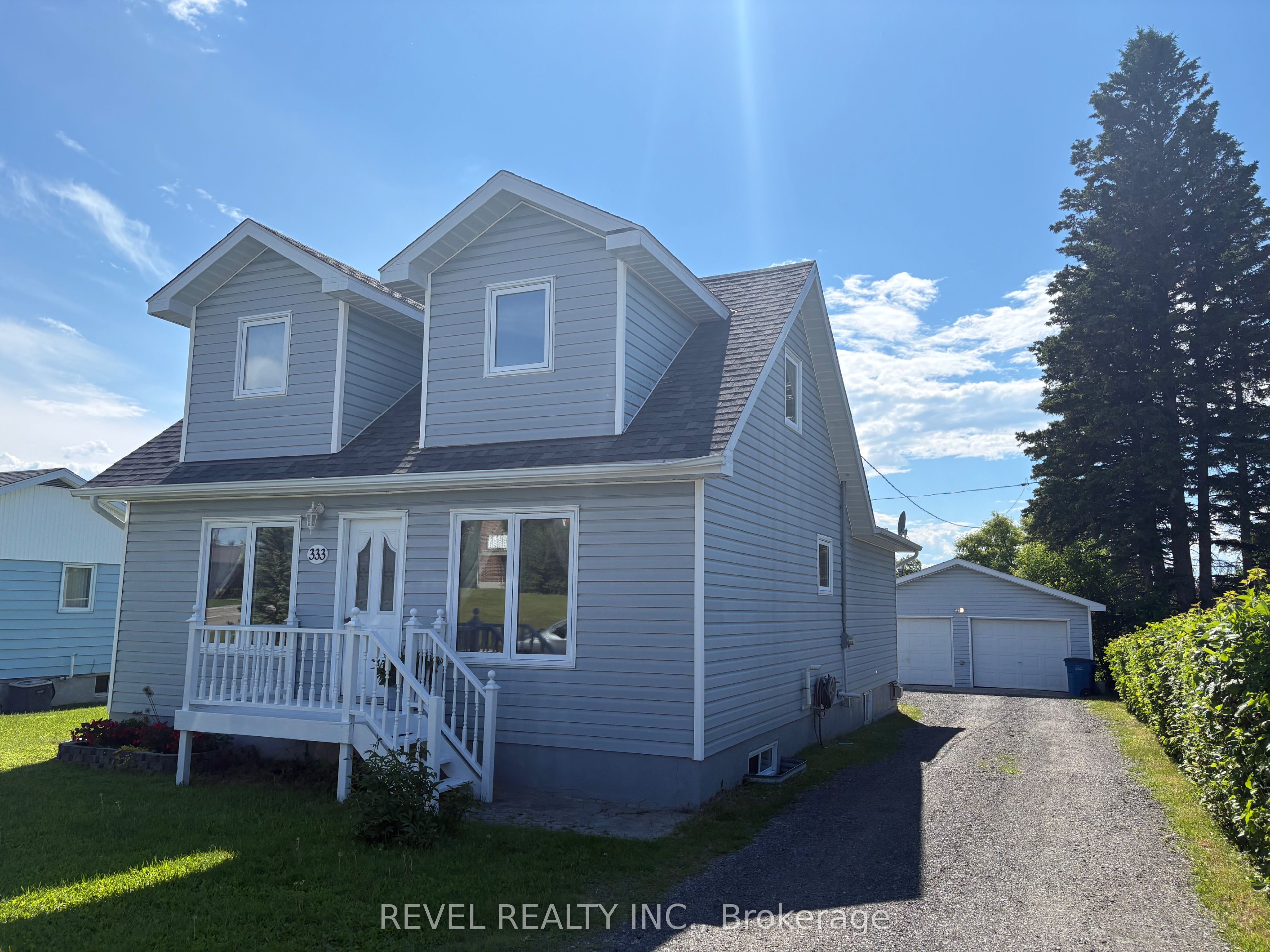 333 Tenth Avenue, Cochrane, ON P0L 1C0