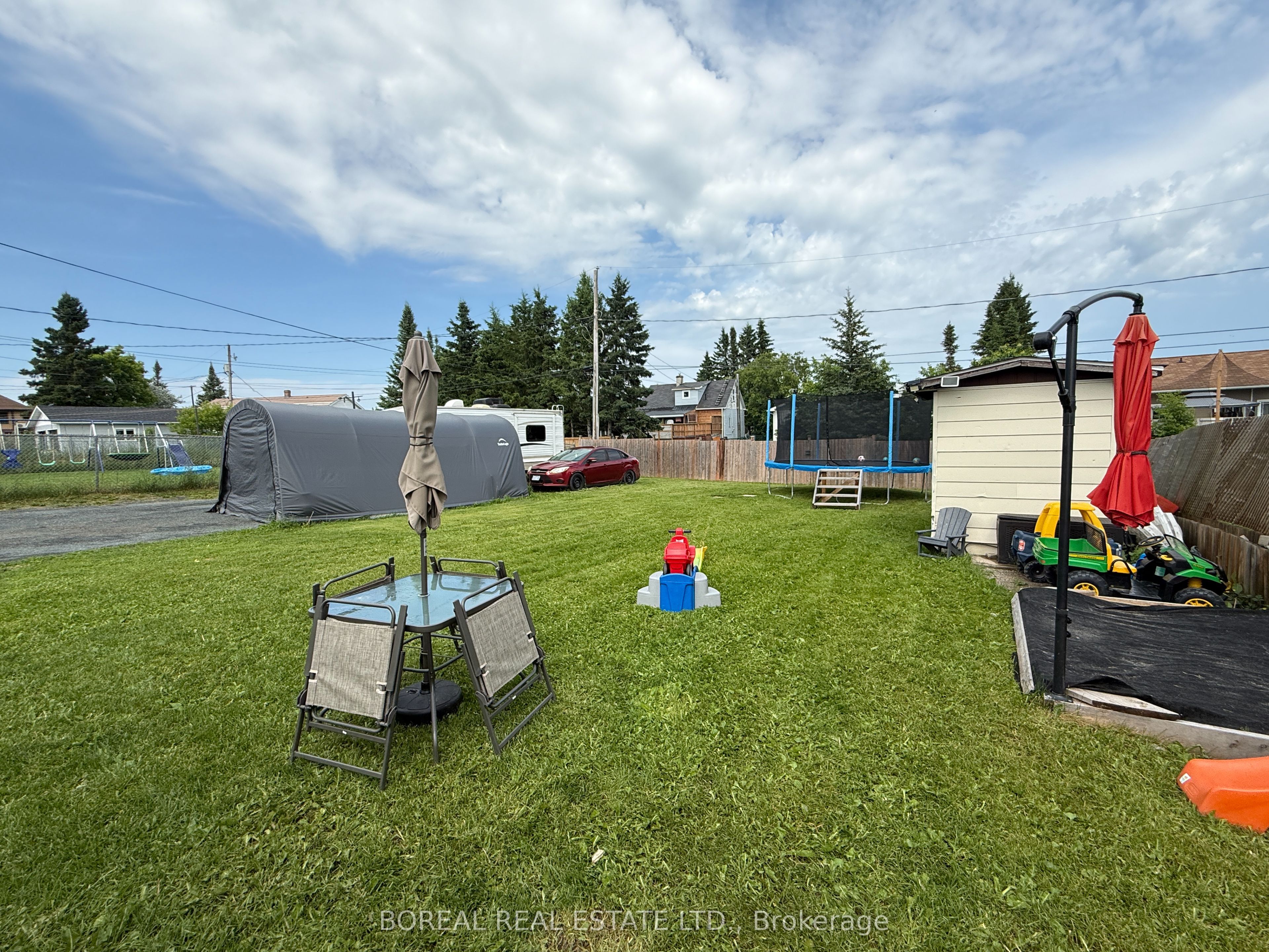 50 Victoria Avenue, Cochrane, ON P0L 1C0 photo 5