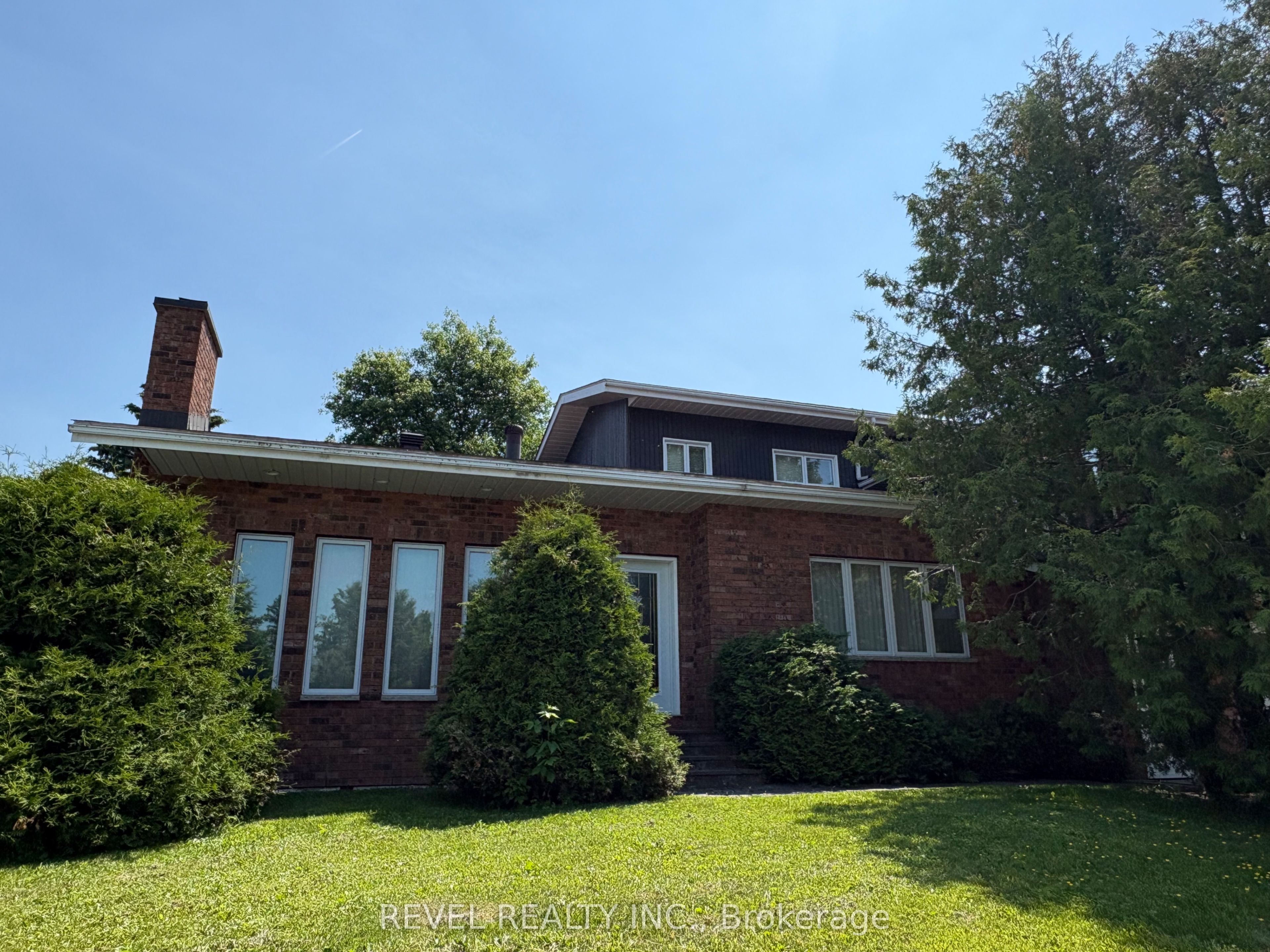 404 Thirteenth Avenue, Cochrane, ON P0L 1C0 photo 3
