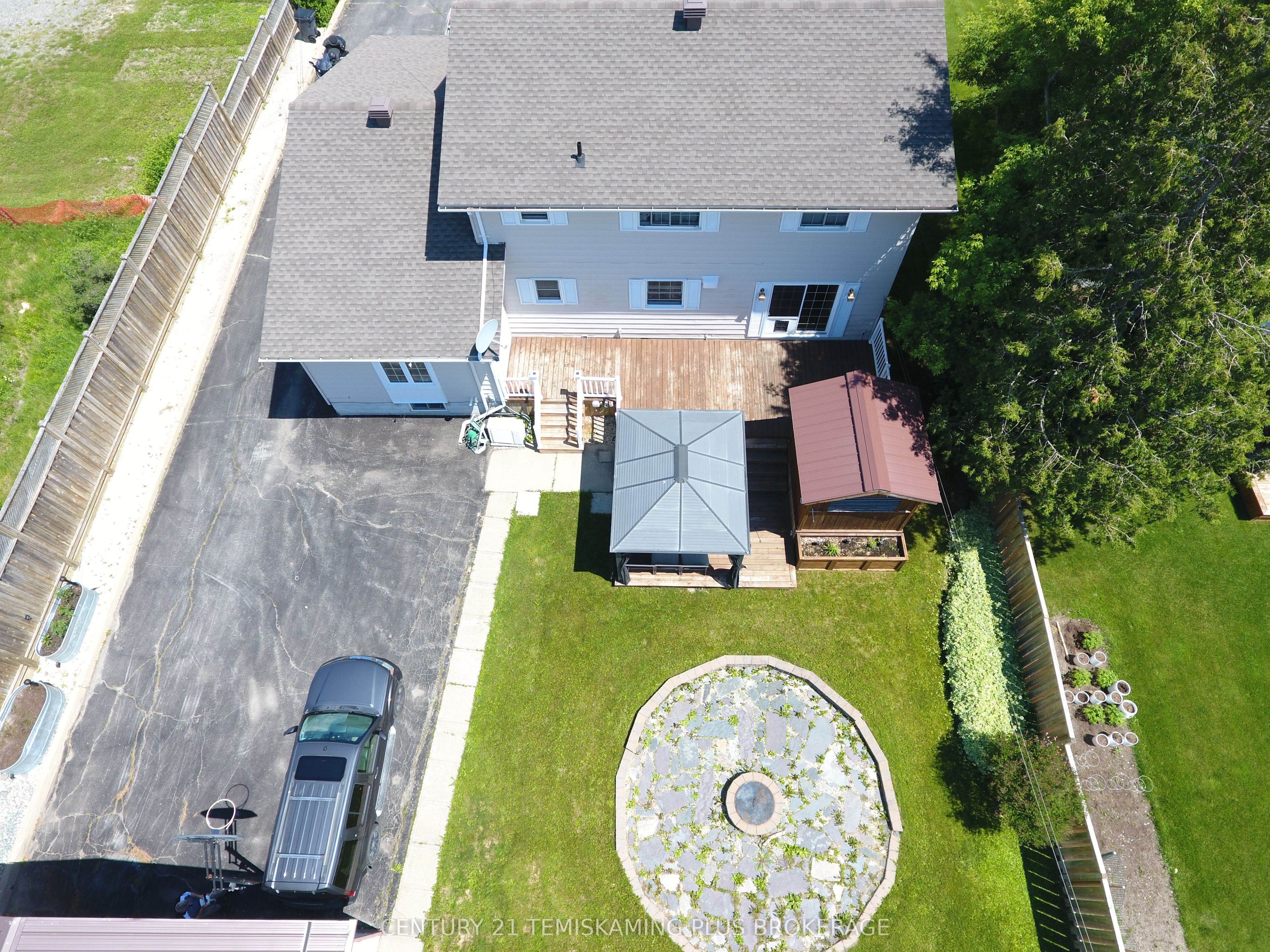 226 Laurette Street, Temiskaming Shores, ON P0J 1P0 photo 5