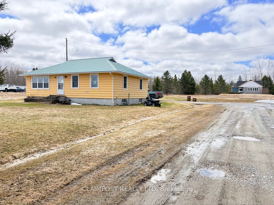 318 Highway 11 Highway W, Black River-Matheson, ON P0K 1N0