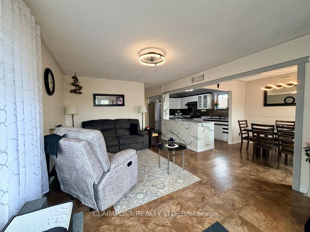 374 Ste Helene Avenue, Iroquois Falls, ON P0K 1G0 photo 4